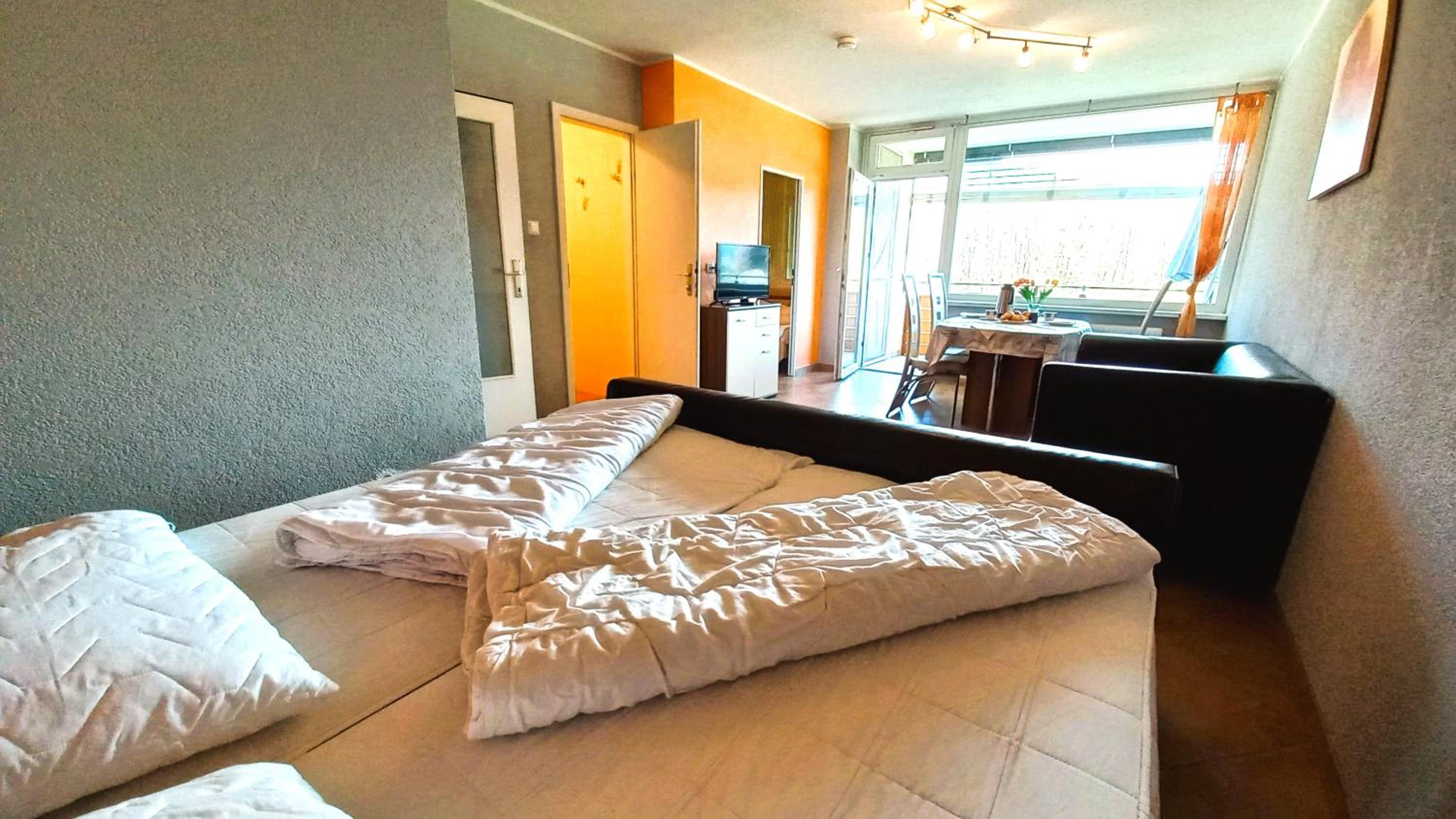 SANDRO Haus KMB Seeappartement am Ossiacher See mit direktem Seezugang und Hallenbad