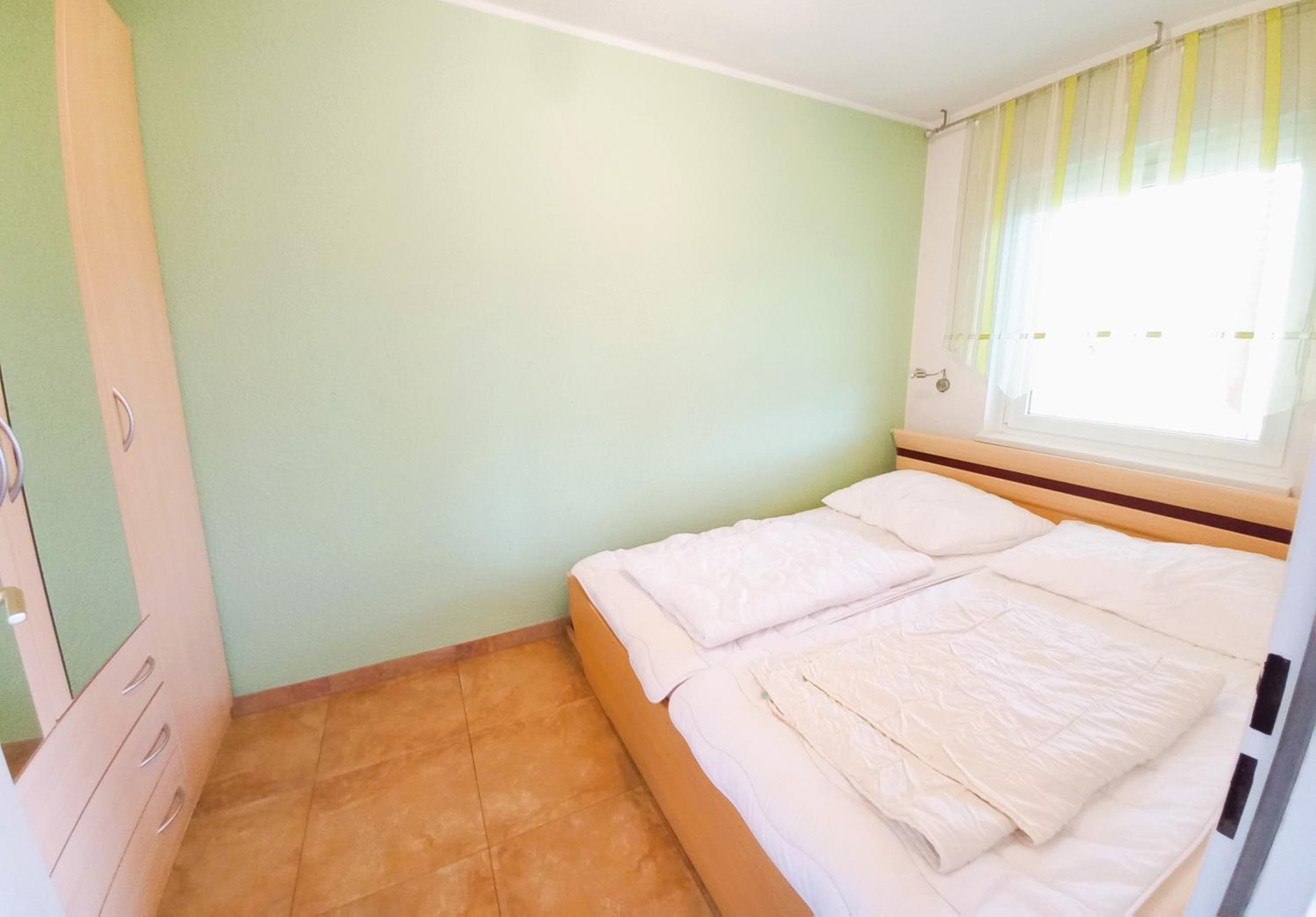 SANDRO Haus KMB Seeappartement am Ossiacher See mit direktem Seezugang und Hallenbad