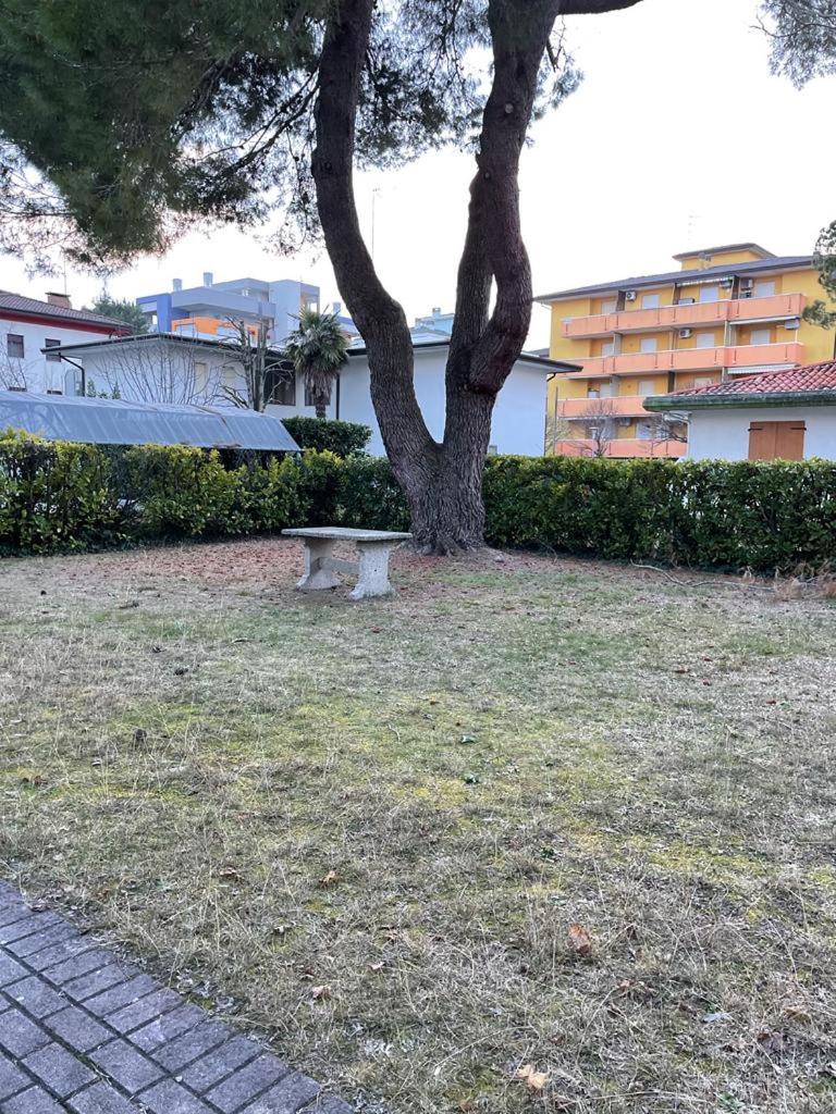 VILLA LARA