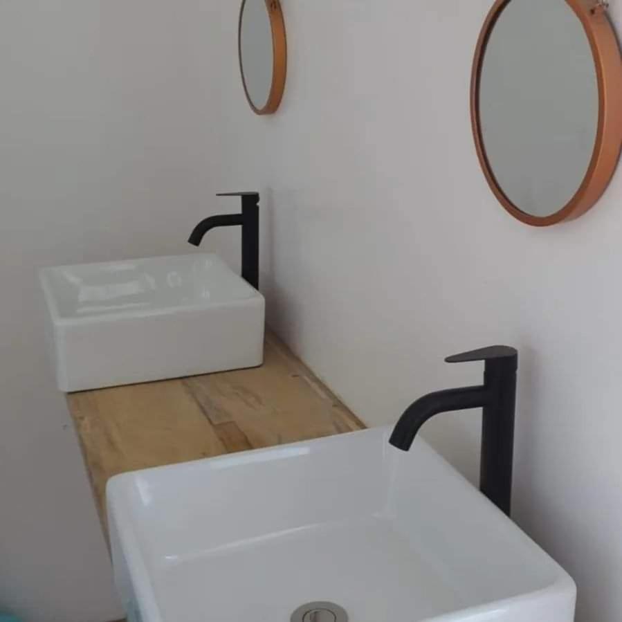 MHARI Bungalows and Rooms