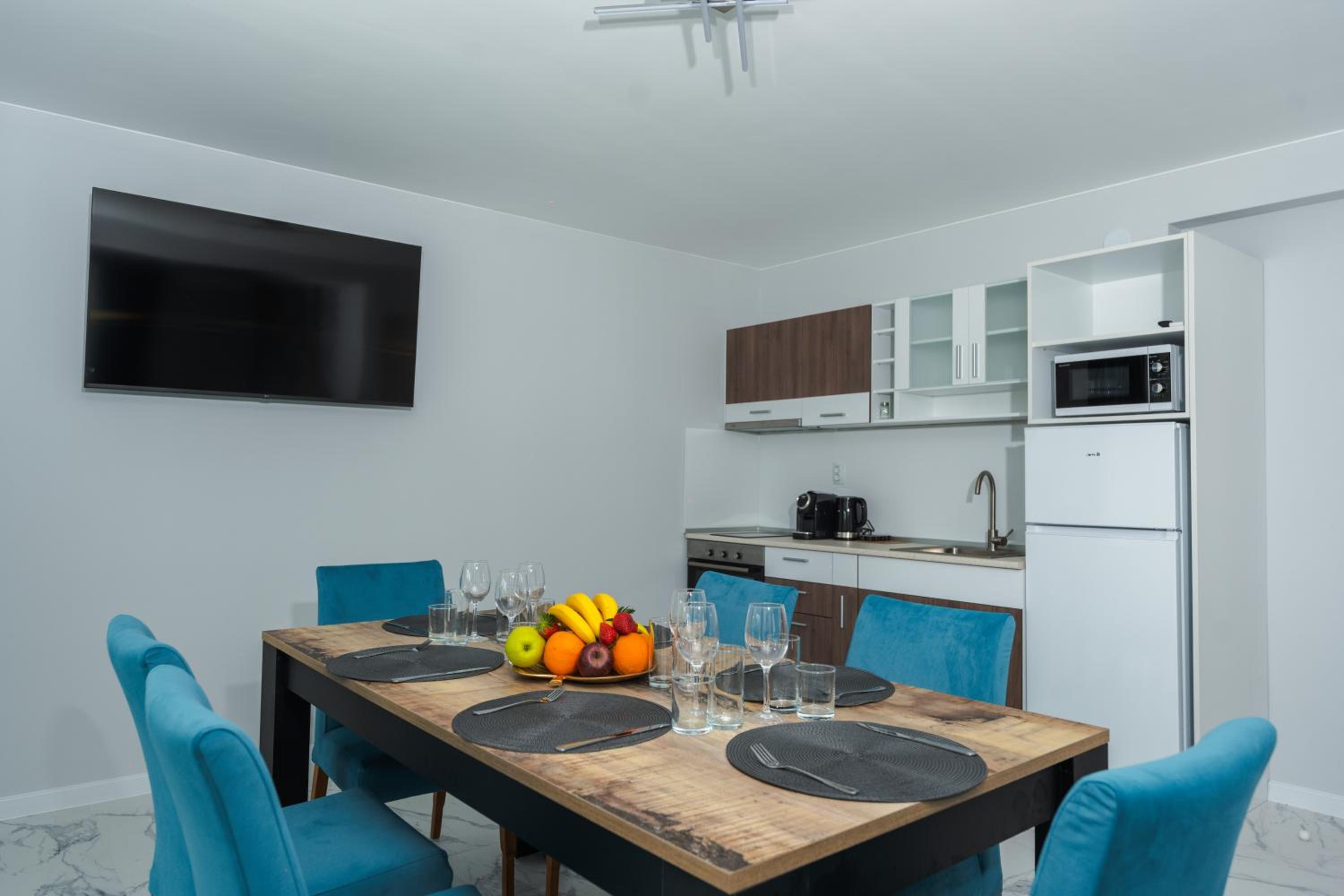 ENEVI Guest Houses-Къщи за гости Еневи