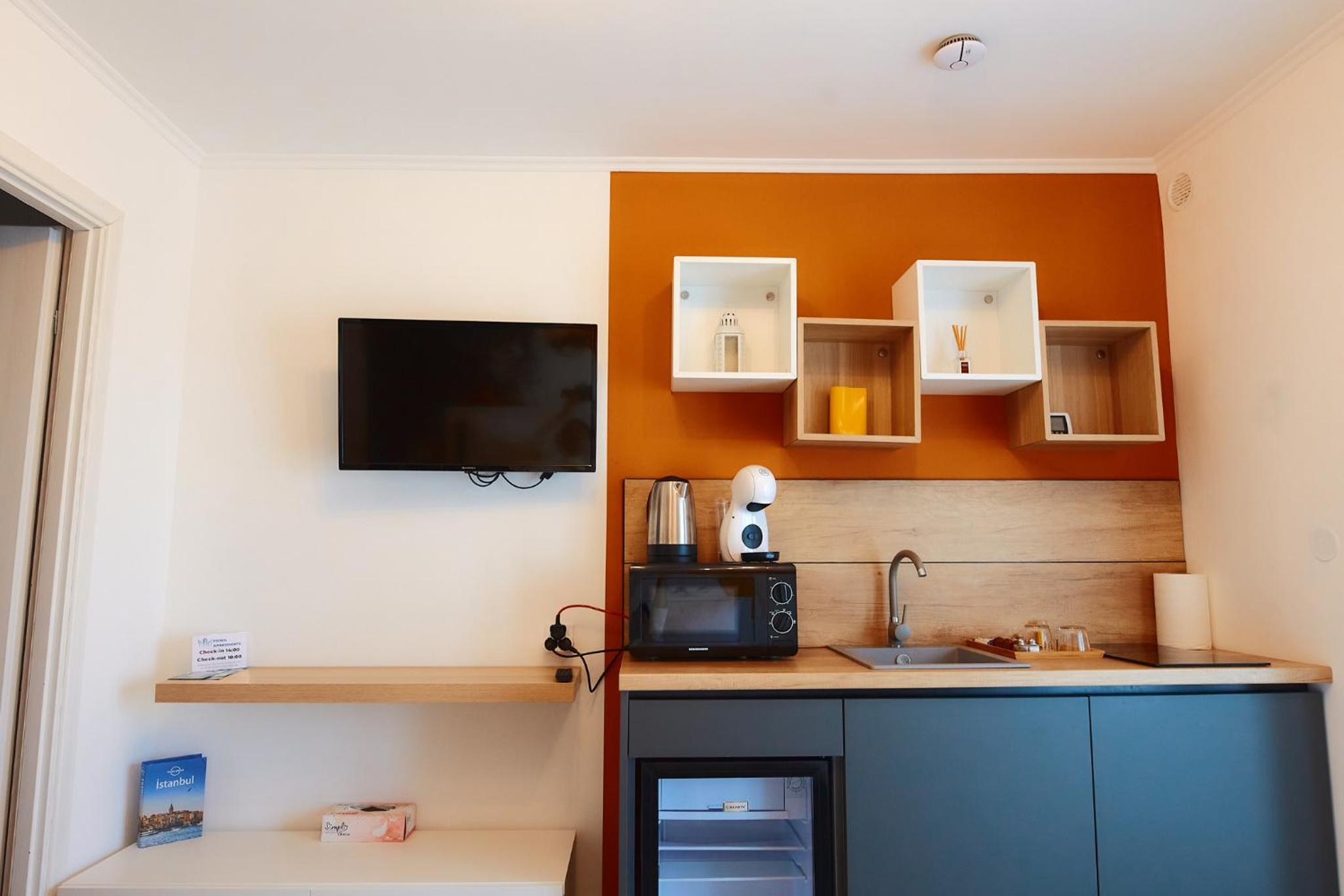 PRIMA APARTMENTS