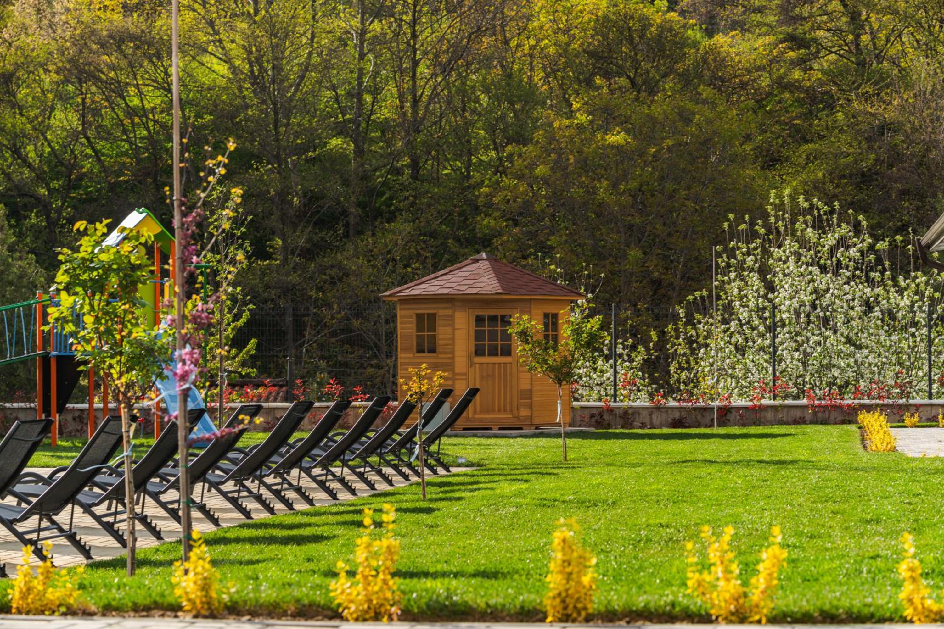 ENEVI Guest Houses-Къщи за гости Еневи
