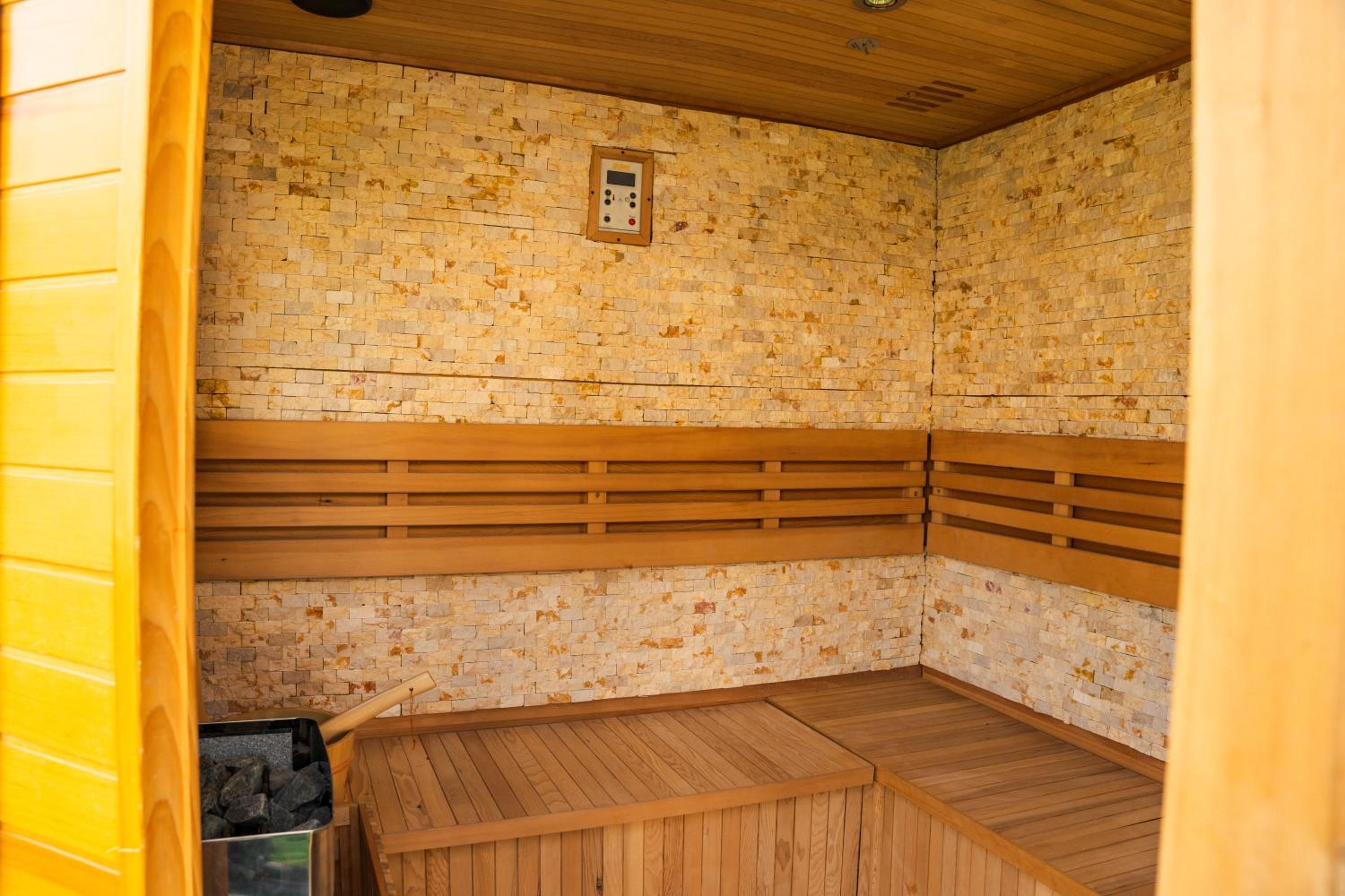 ENEVI Guest Houses-Къщи за гости Еневи