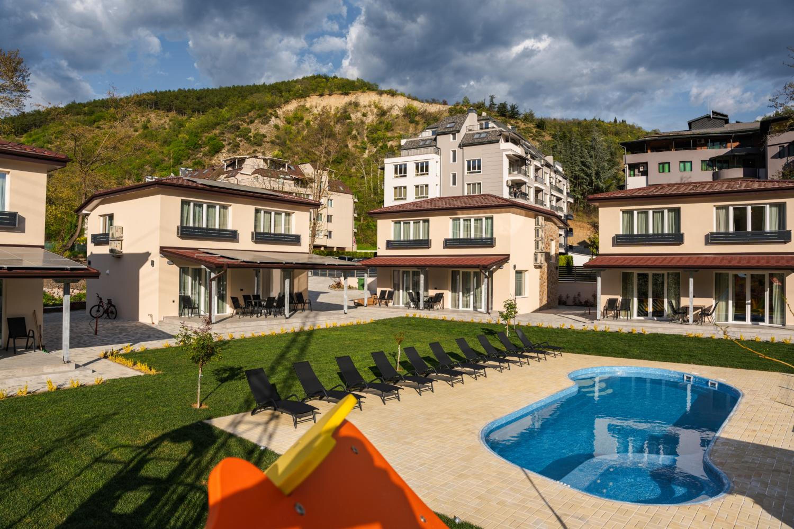 ENEVI Guest Houses-Къщи за гости Еневи