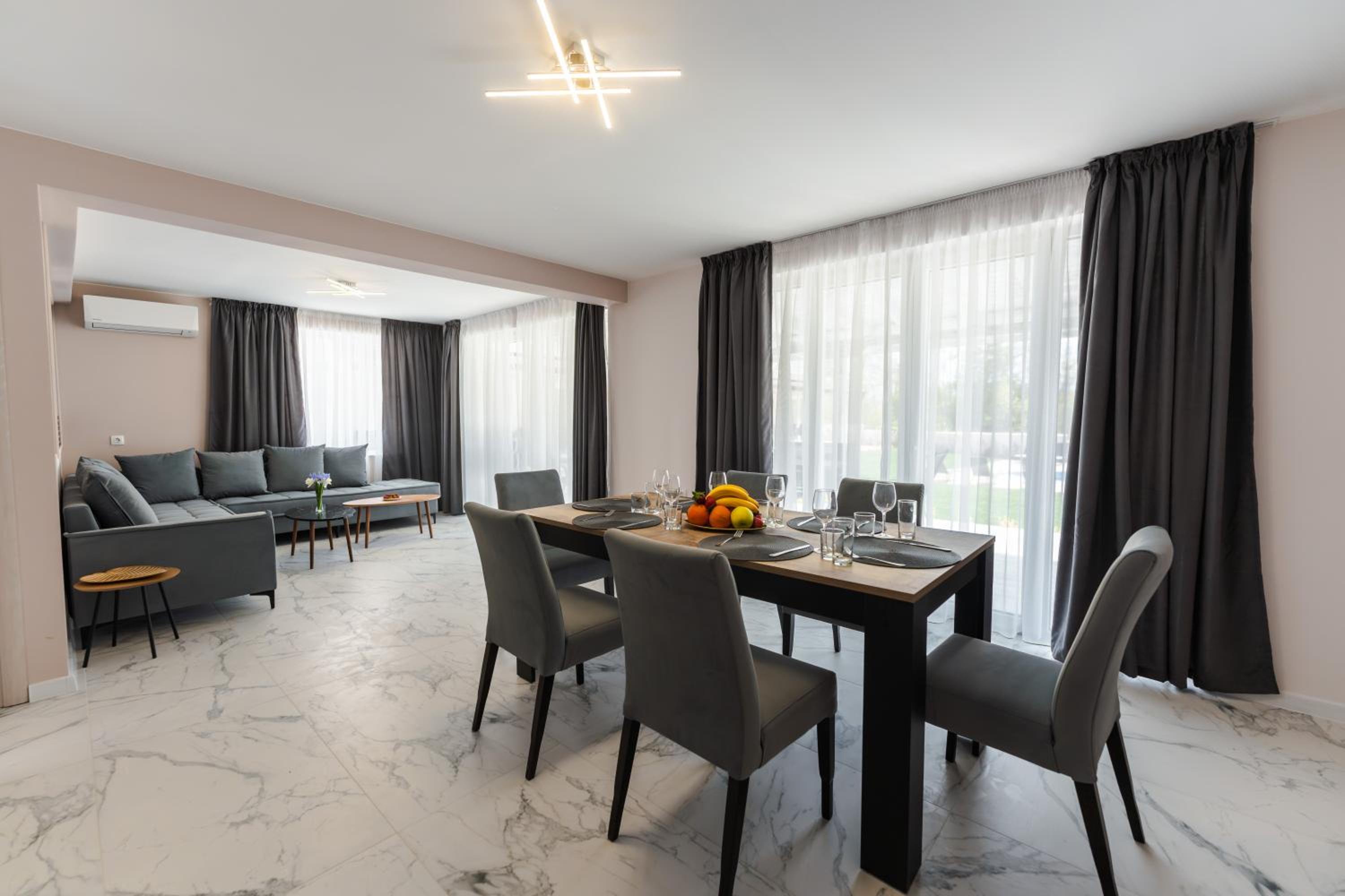 ENEVI Guest Houses-Къщи за гости Еневи
