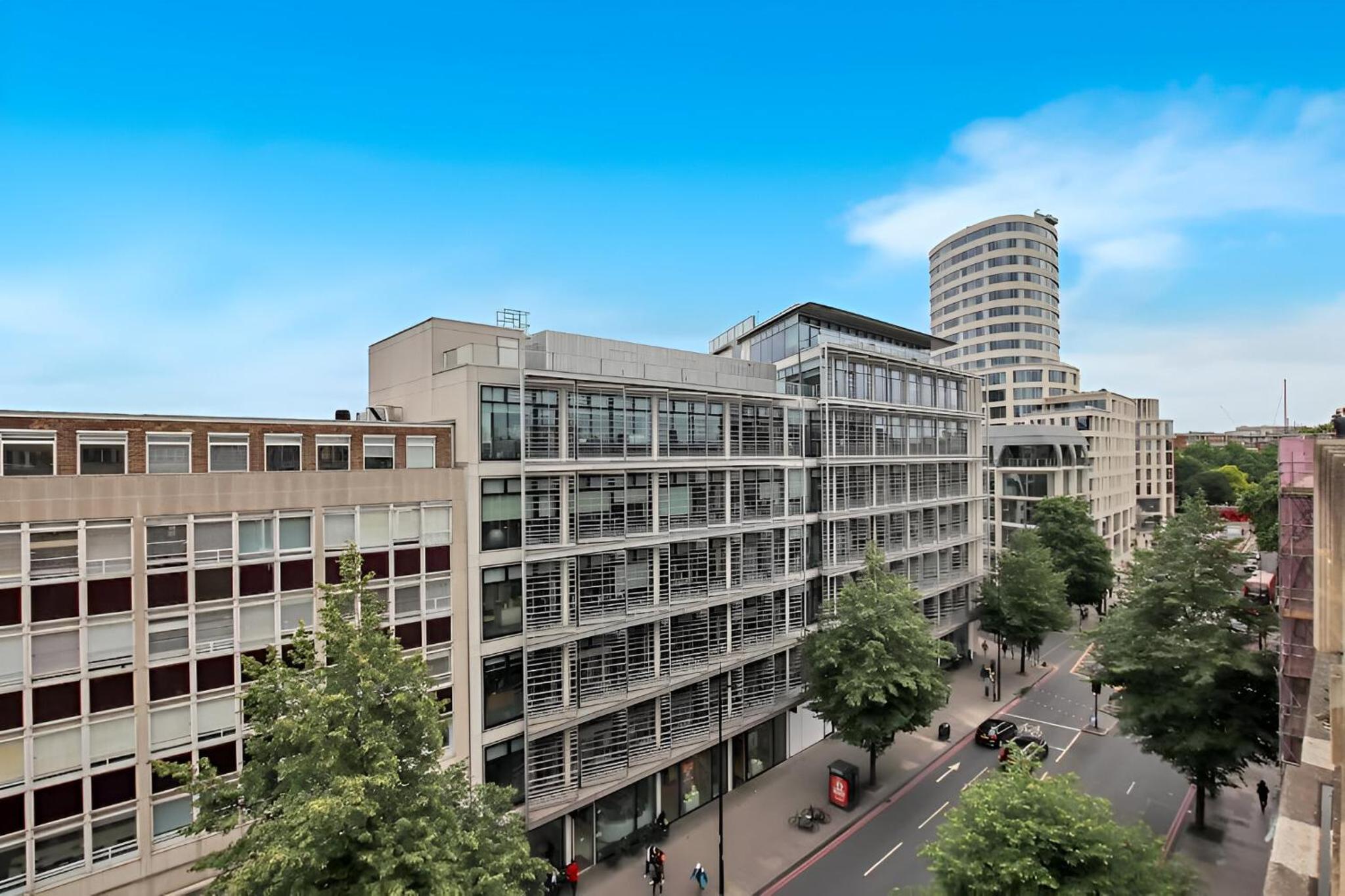 Luxurious 2-Bedroom Penthouse In Marble Arch -65GC