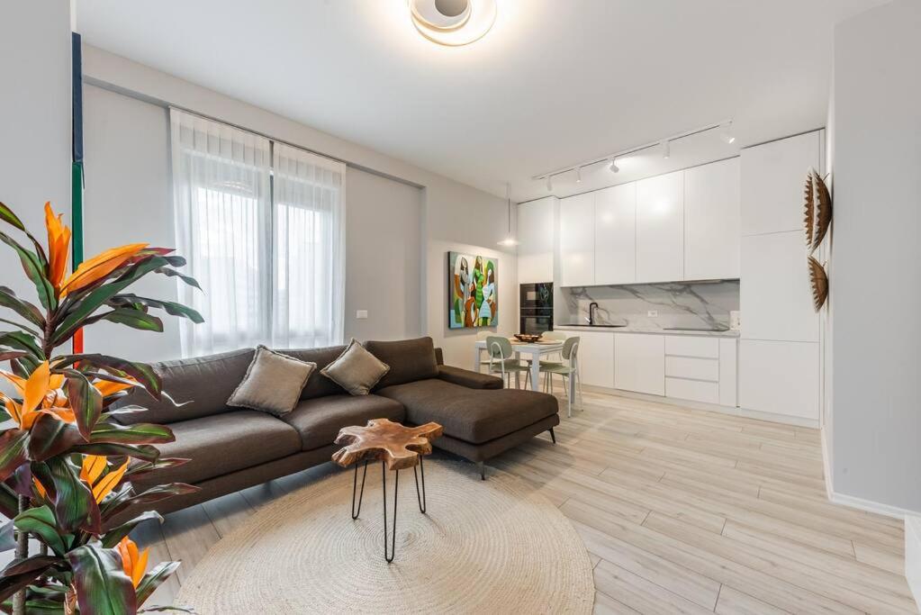 The Funky Apartment by PikHost