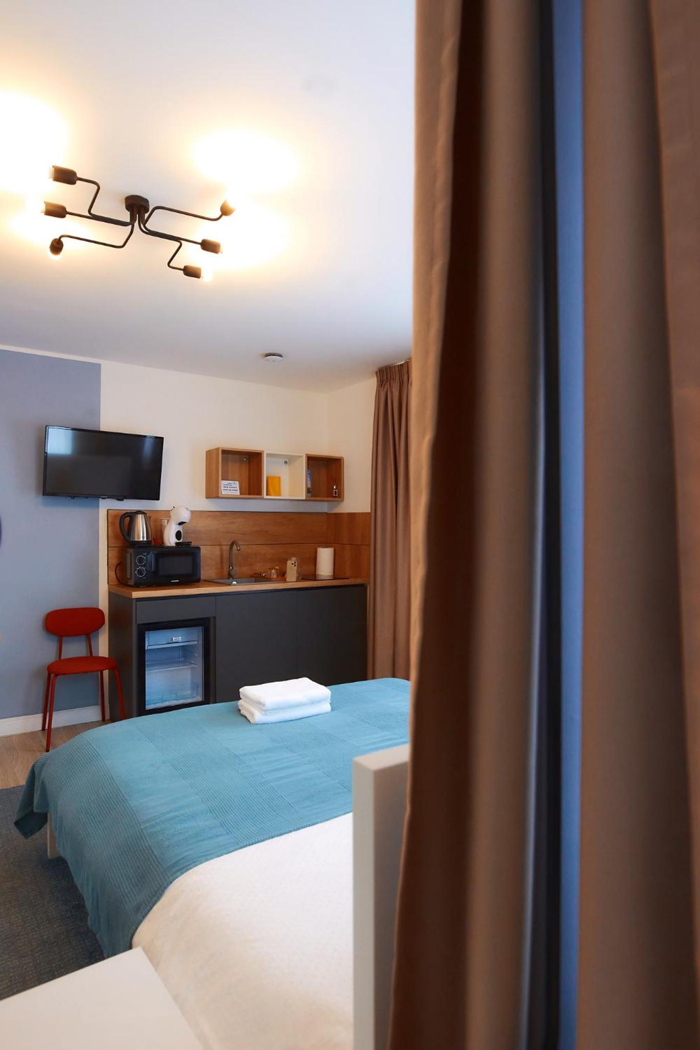 PRIMA APARTMENTS