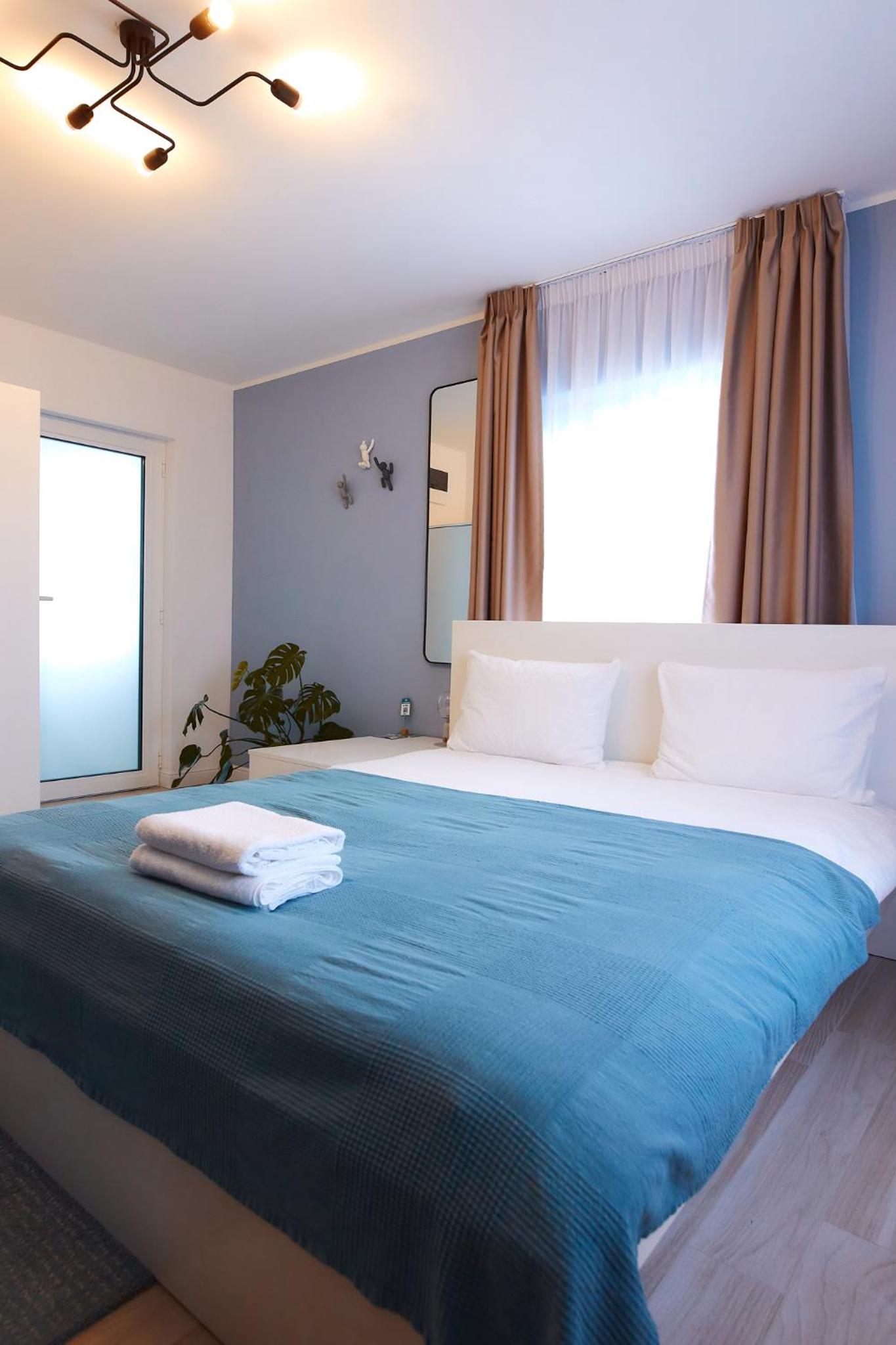 PRIMA APARTMENTS