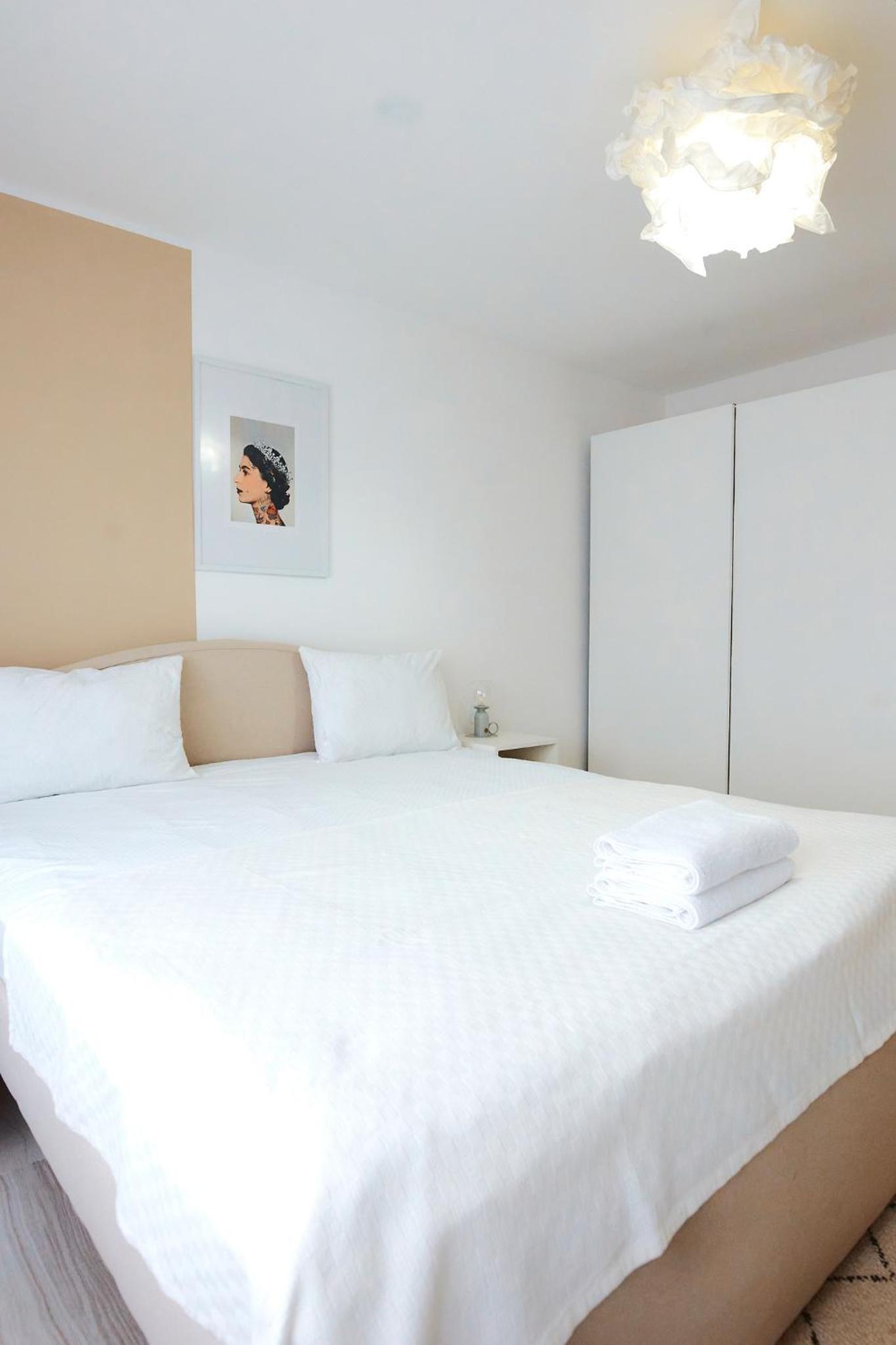 PRIMA APARTMENTS