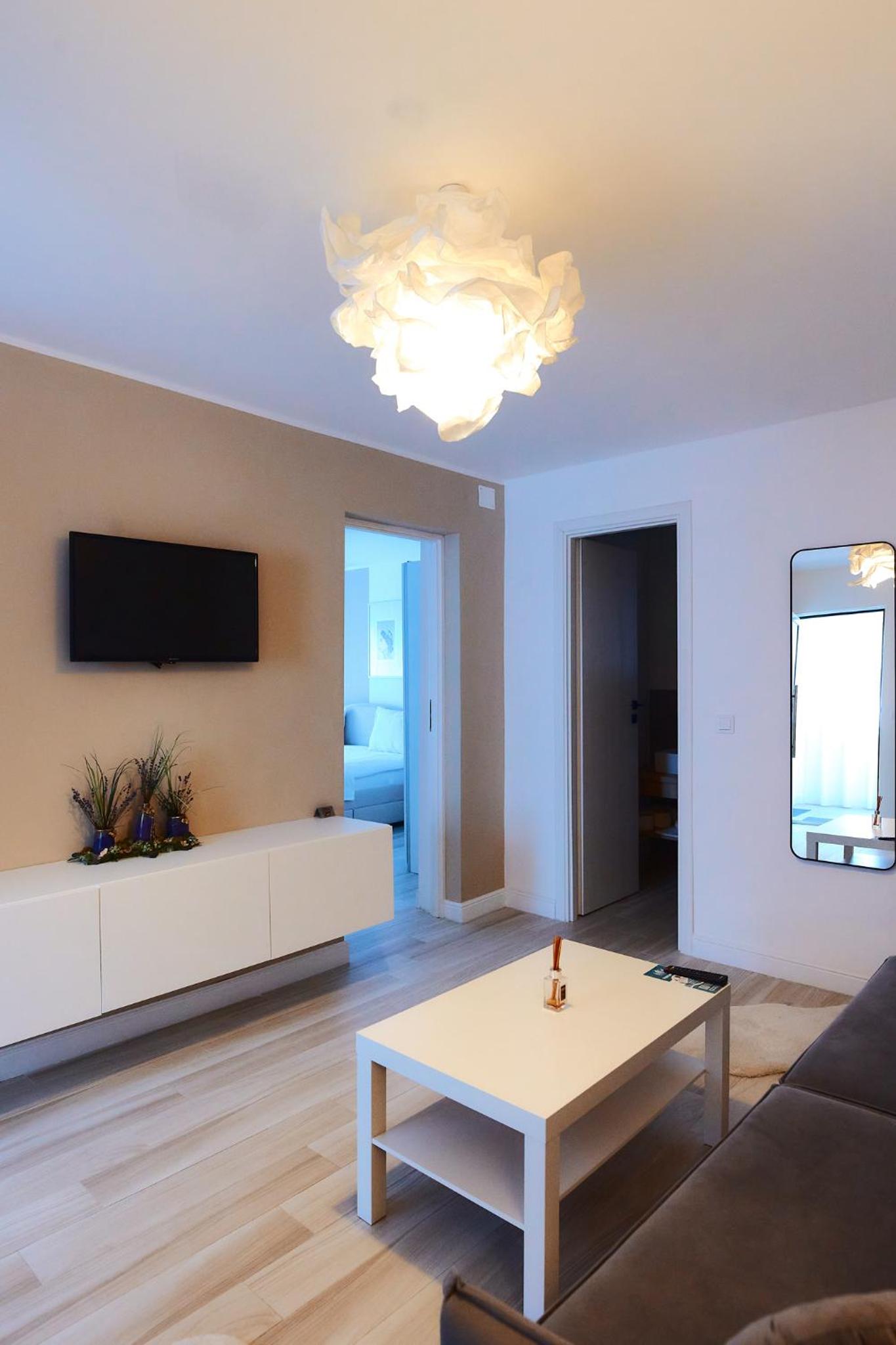 PRIMA APARTMENTS