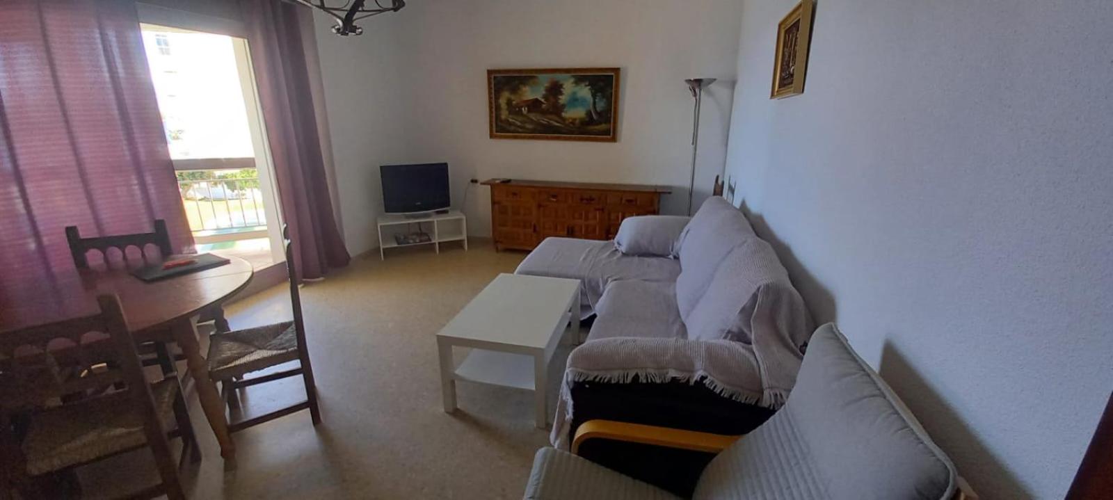 APARTAMENTO PRIMERA LÍNEA DE PLAYA