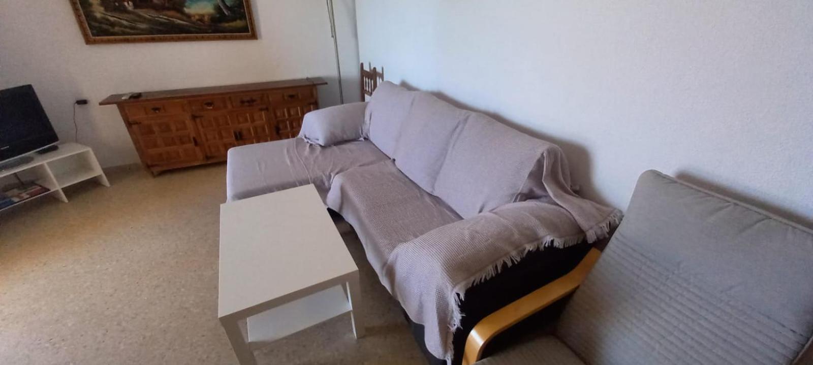 APARTAMENTO PRIMERA LÍNEA DE PLAYA