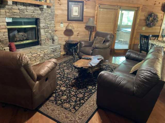 Smoky Mountain Lodge