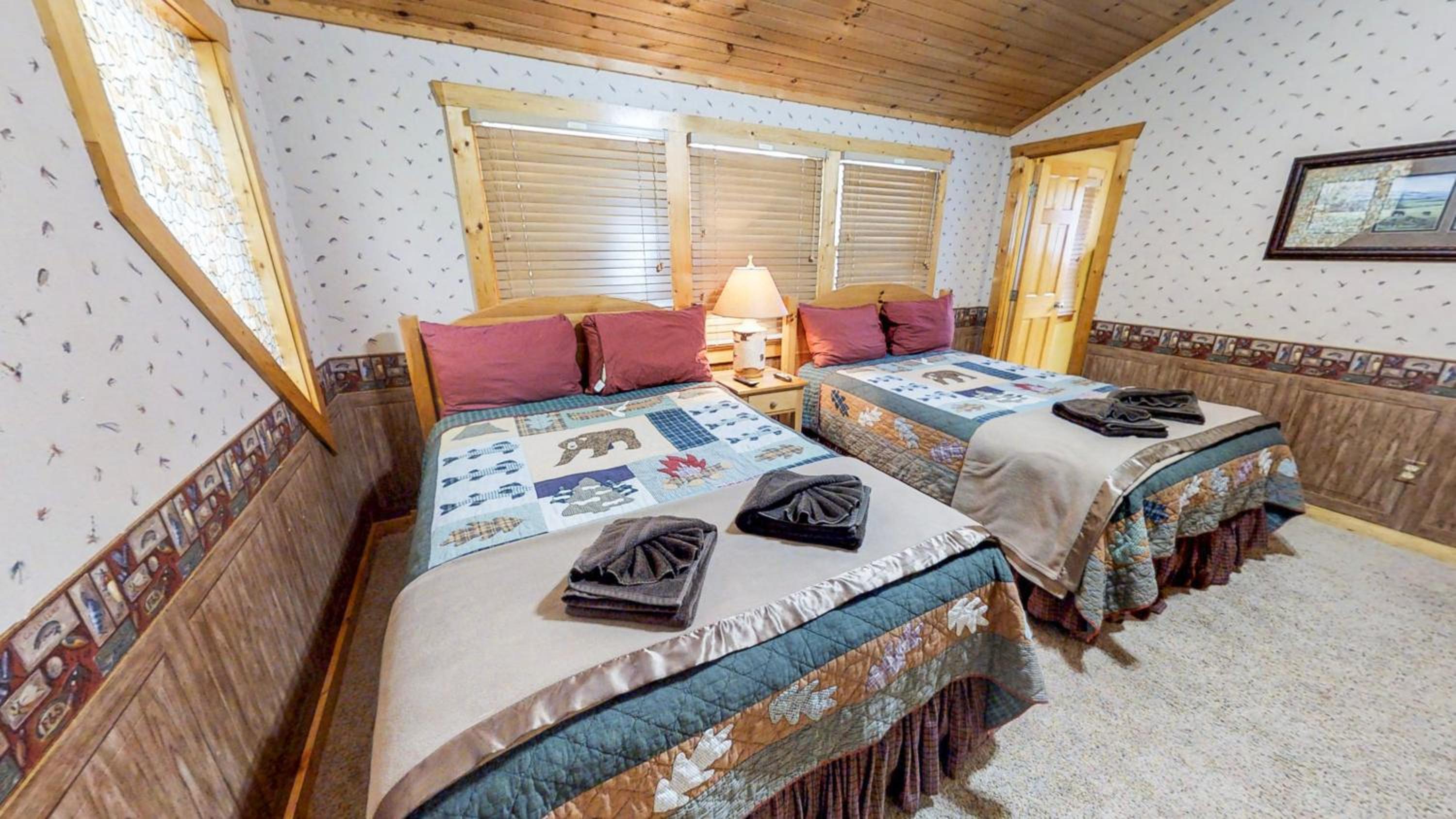 Smoky Mountain Lodge