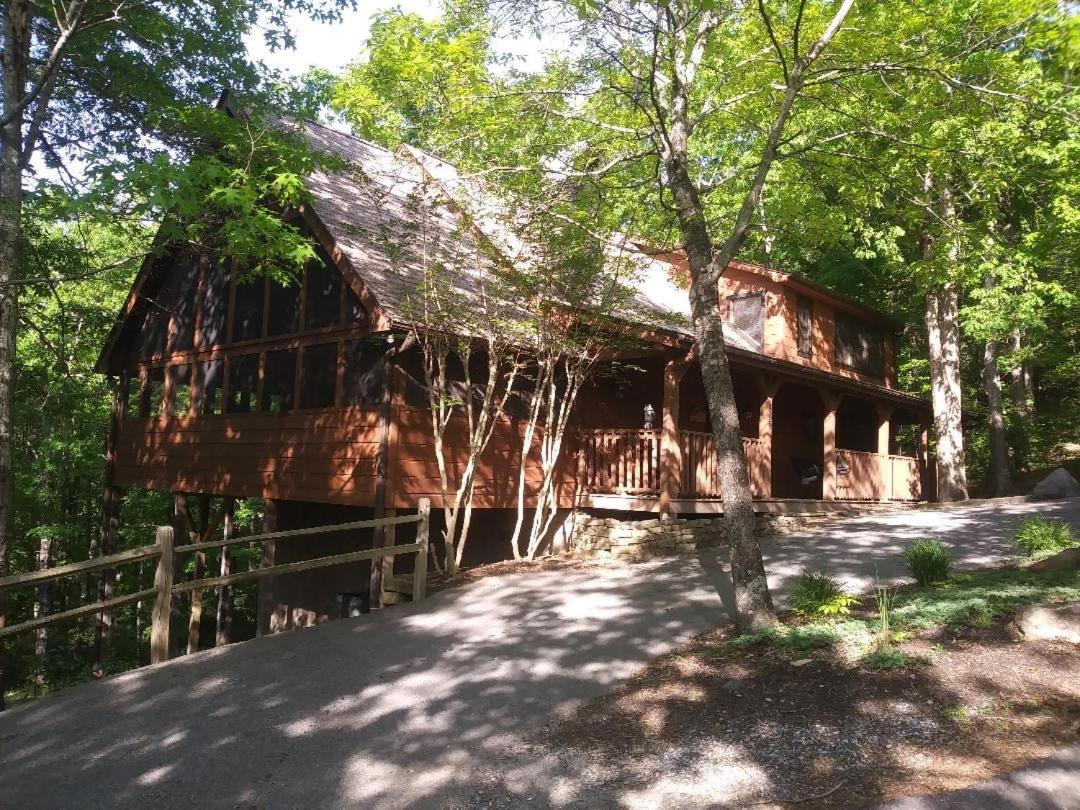 Smoky Mountain Lodge