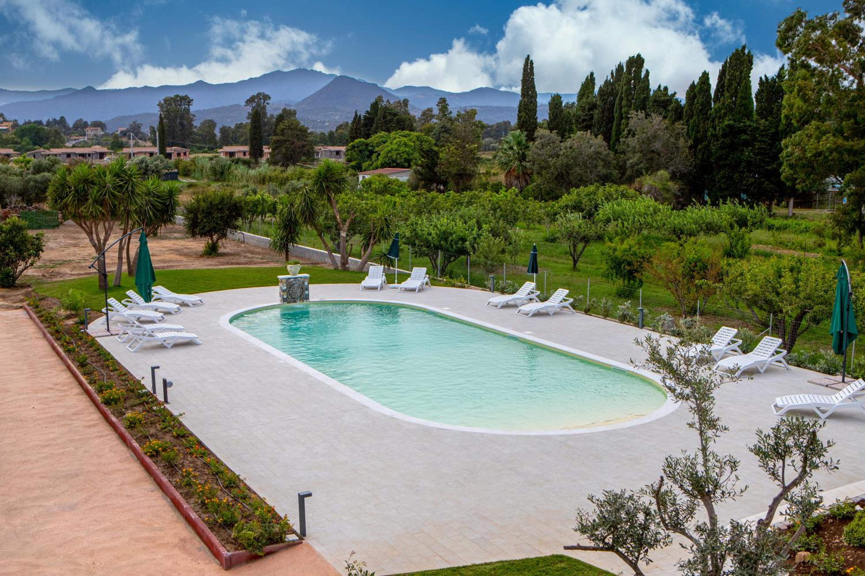 Acquamarina, appartamenti sul mare con piscina view 3