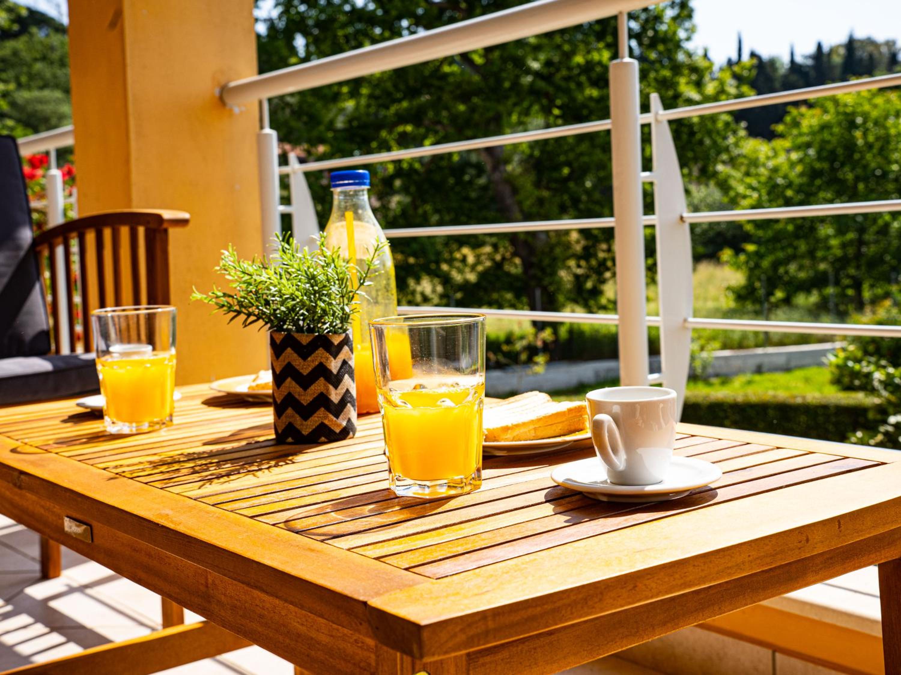 balance & terrace
