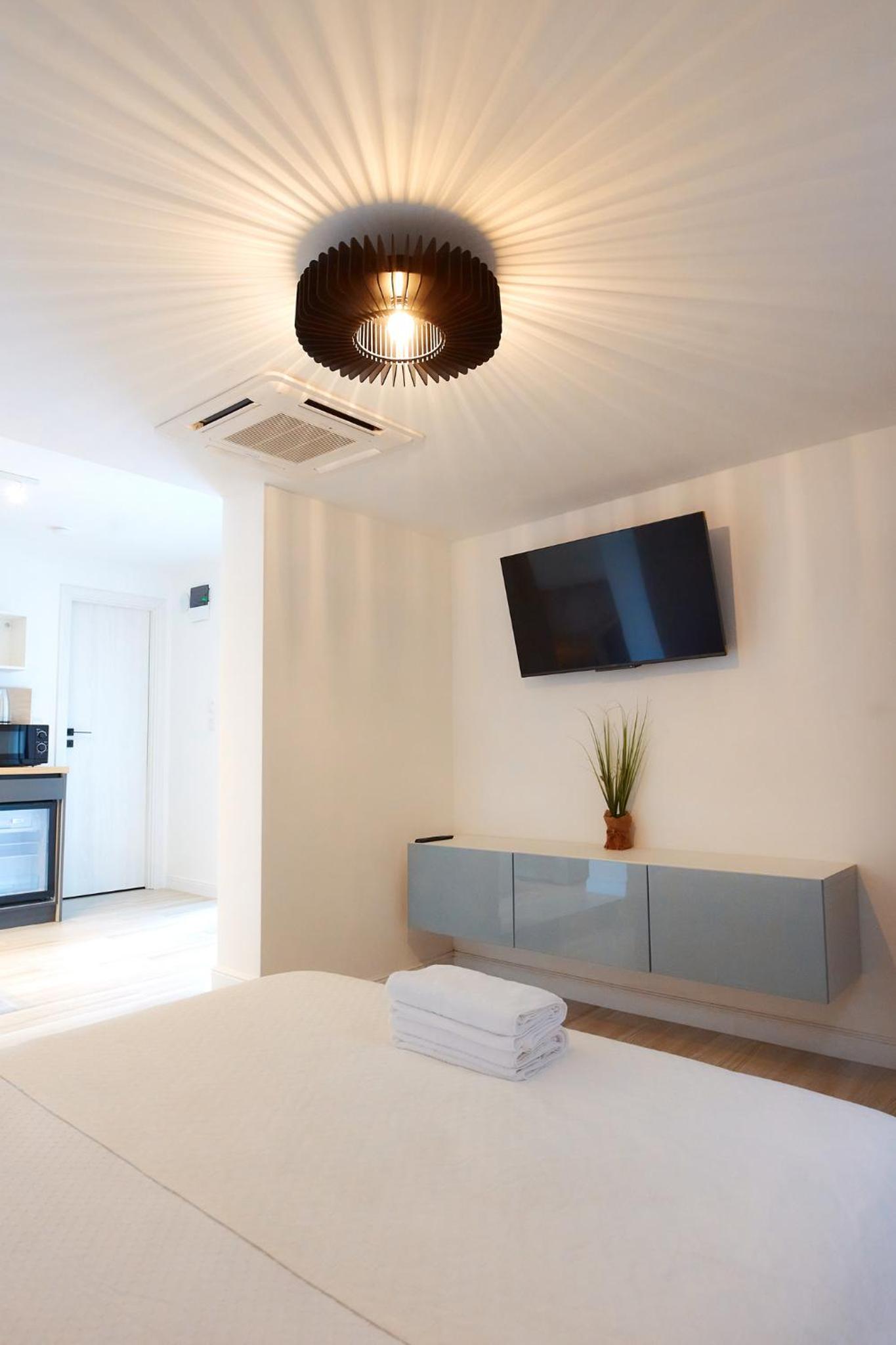 PRIMA APARTMENTS