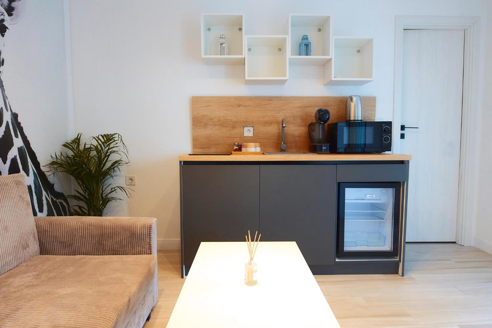 PRIMA APARTMENTS