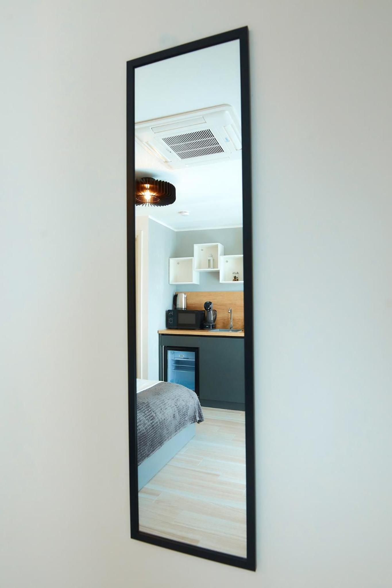 PRIMA APARTMENTS