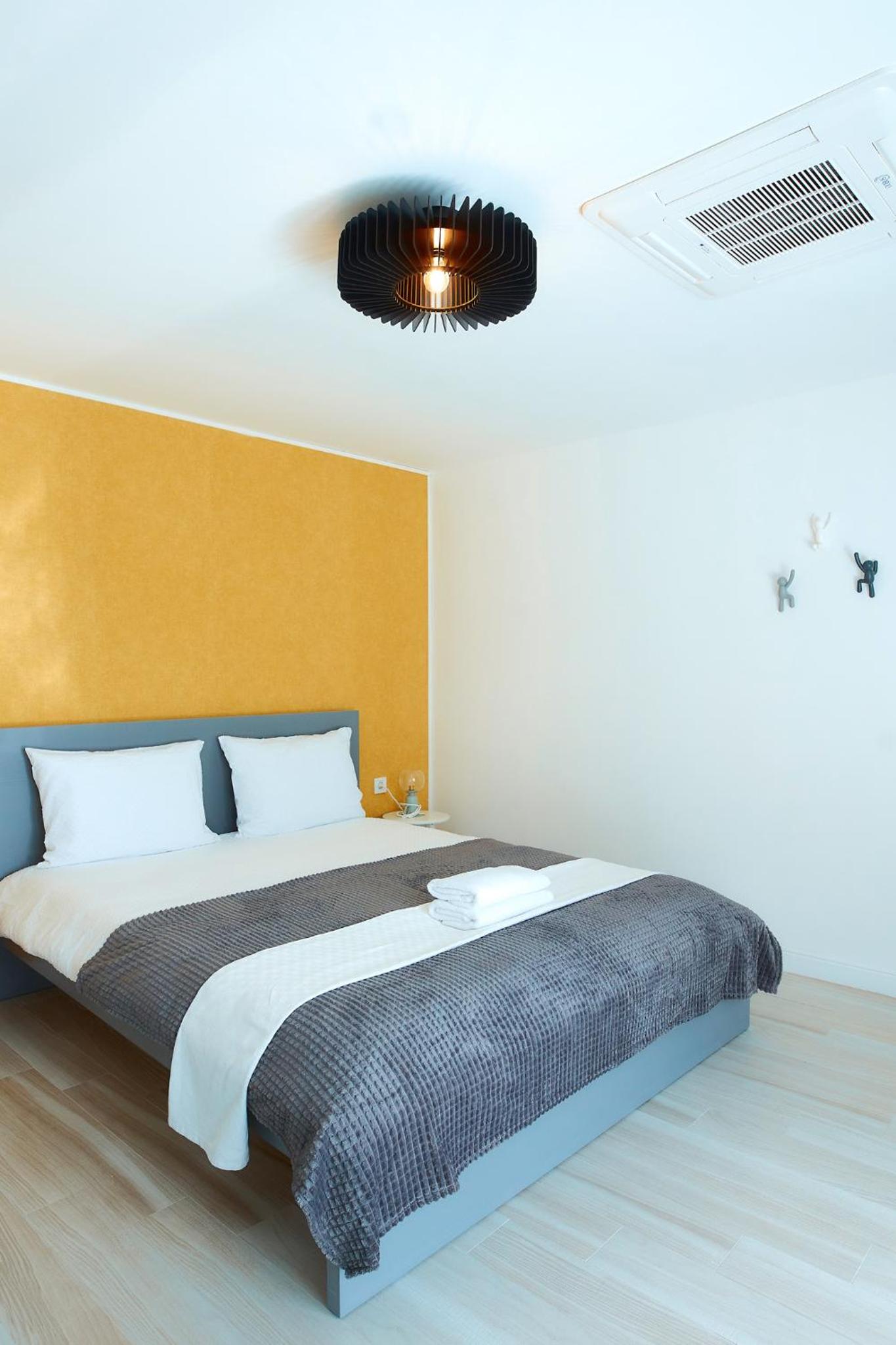 PRIMA APARTMENTS