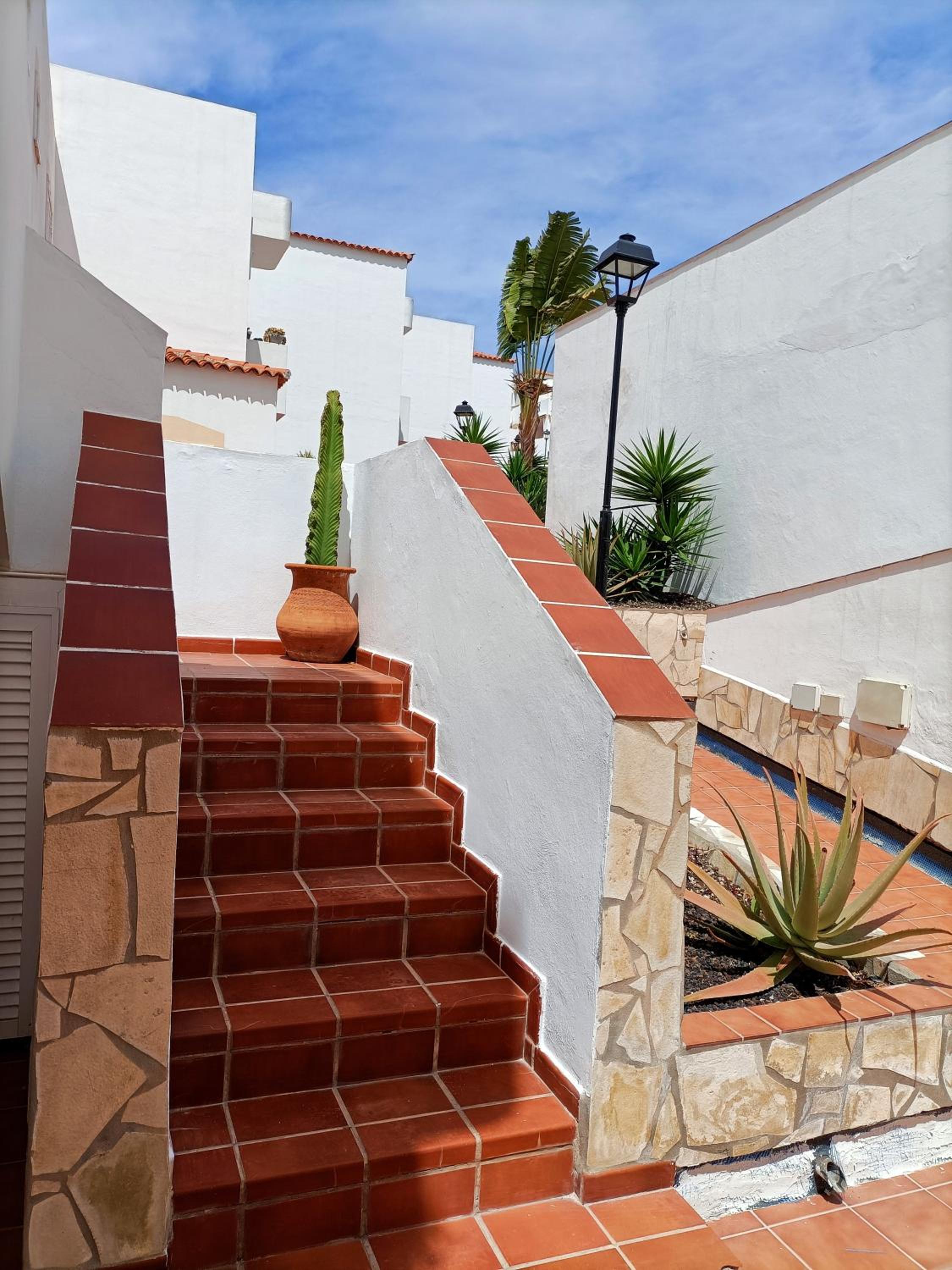 Costa Adeje Topfloor corner panoramics views & pools
