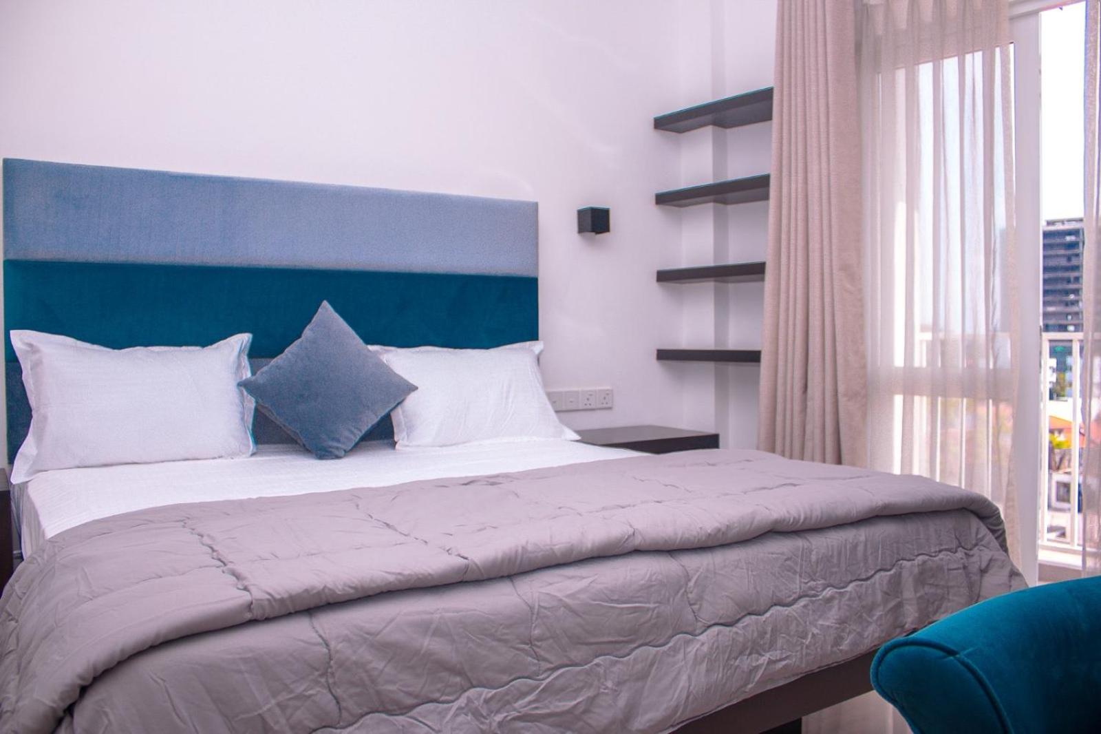 Premier Stayz by CityScape - Colombo 08 view 4