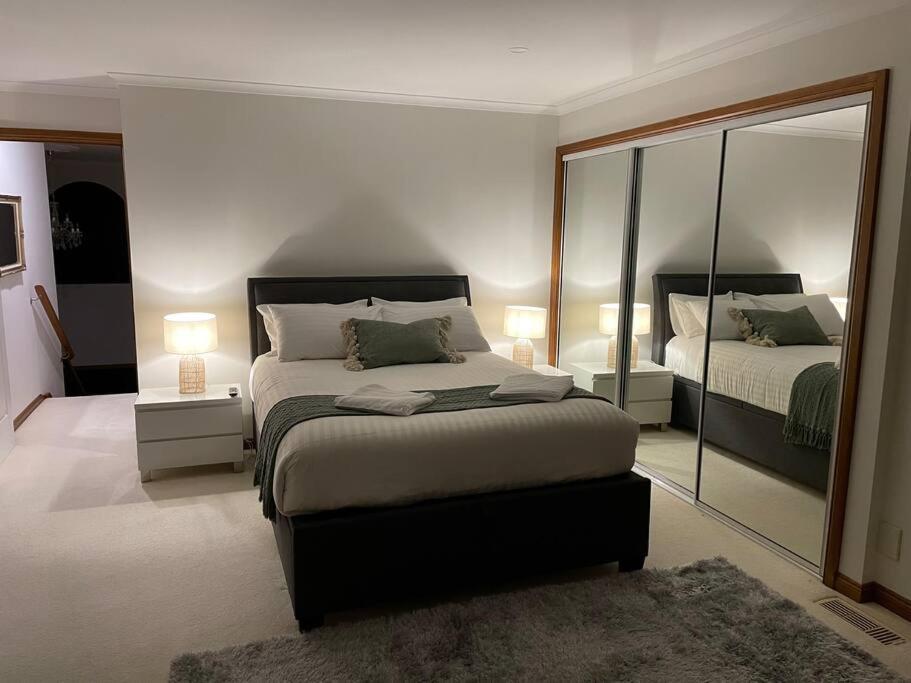 Blackstone Lakeside 4 Bedrooms 2 Bathrooms