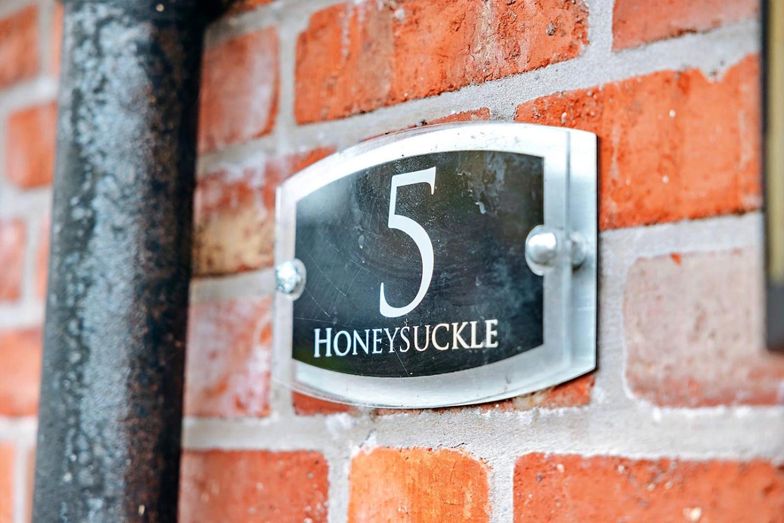 Finest Retreats - Netley Hall - Honeysuckle view 4