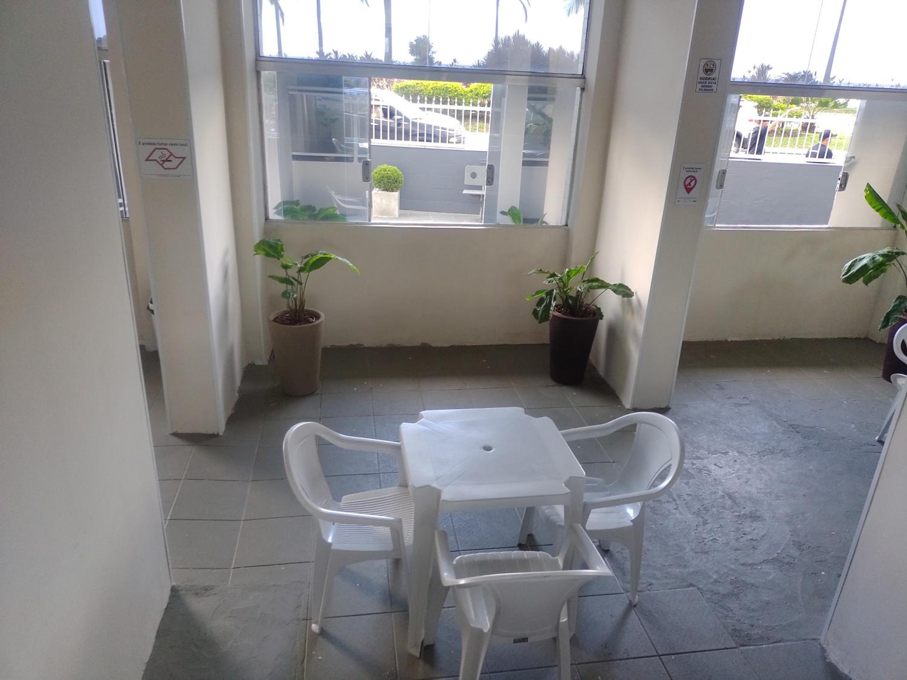 Apto Praia Grande frente ao Mar vista p Praia Kitao pé na areia Guilhermina