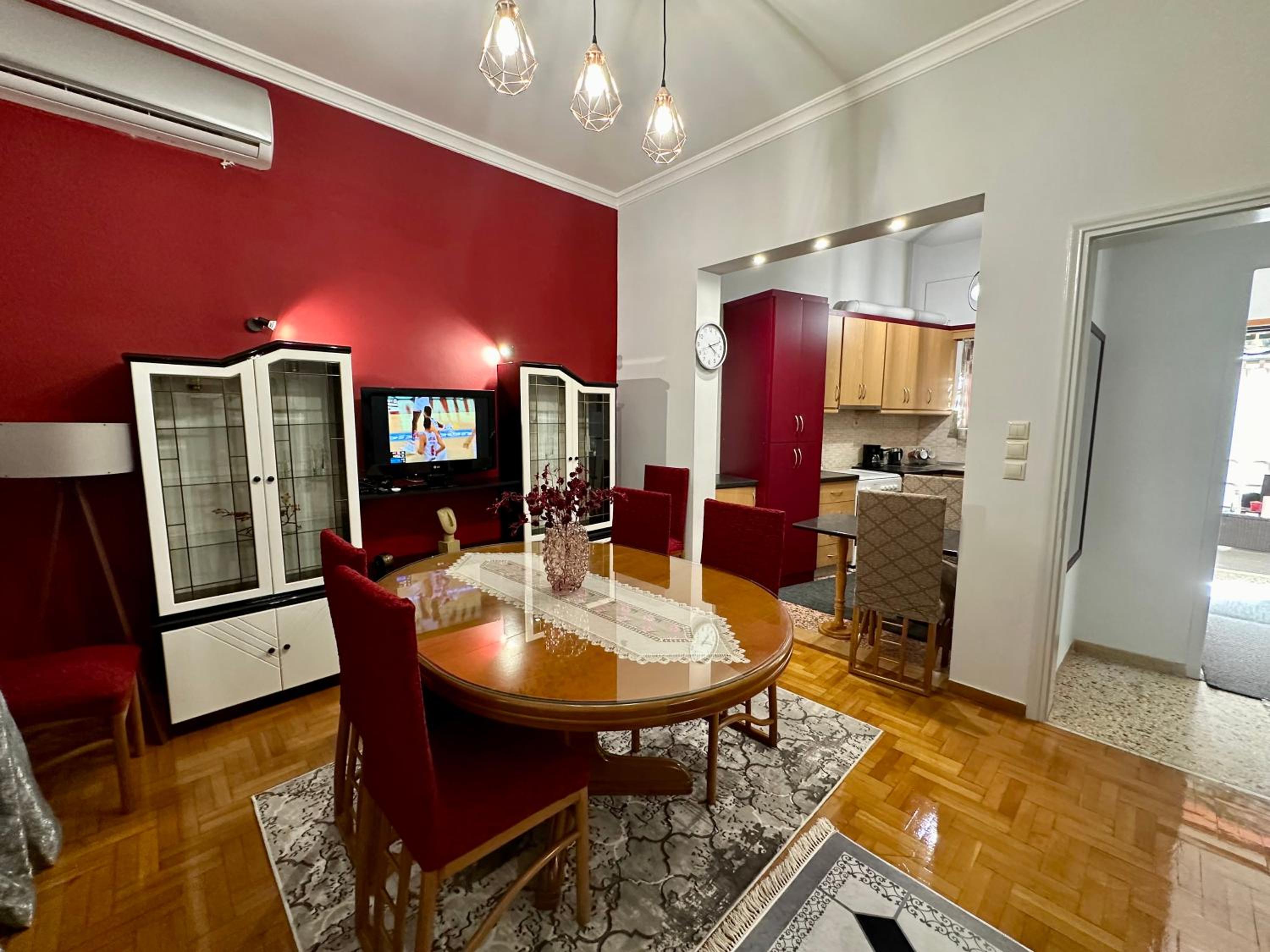 Bratis House Athens