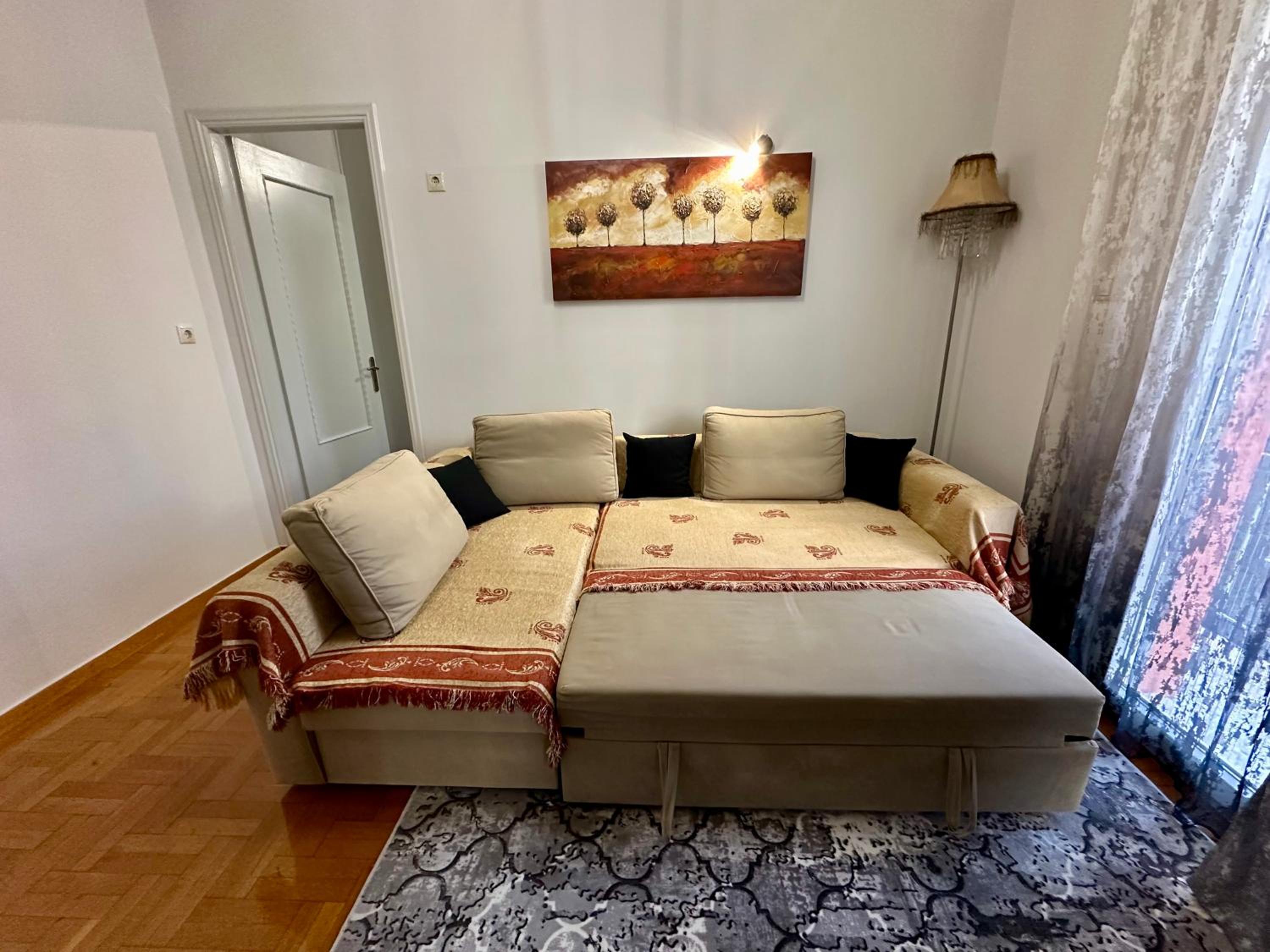 Bratis House Athens