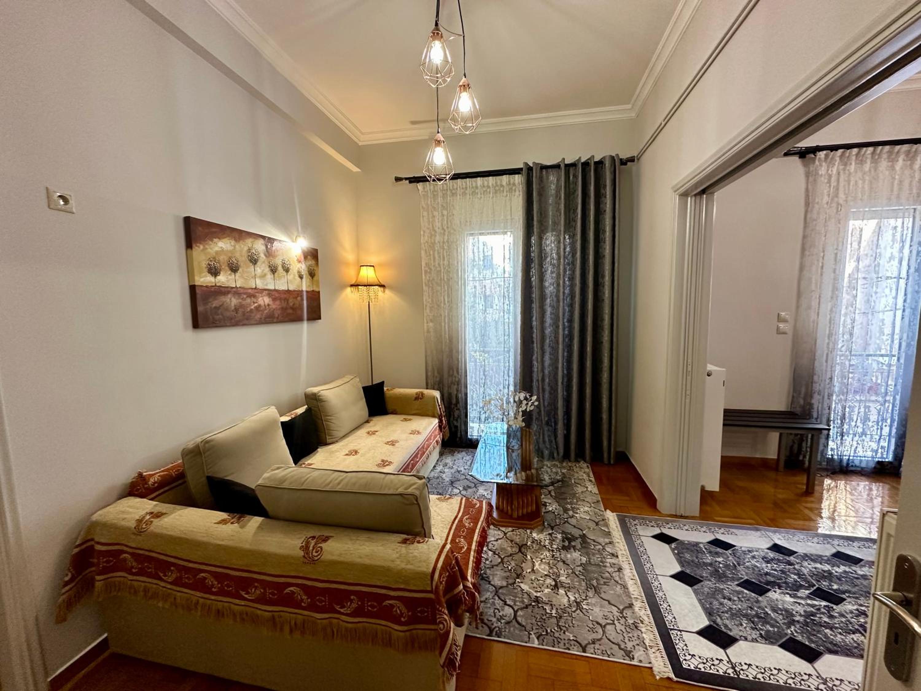 Bratis House Athens