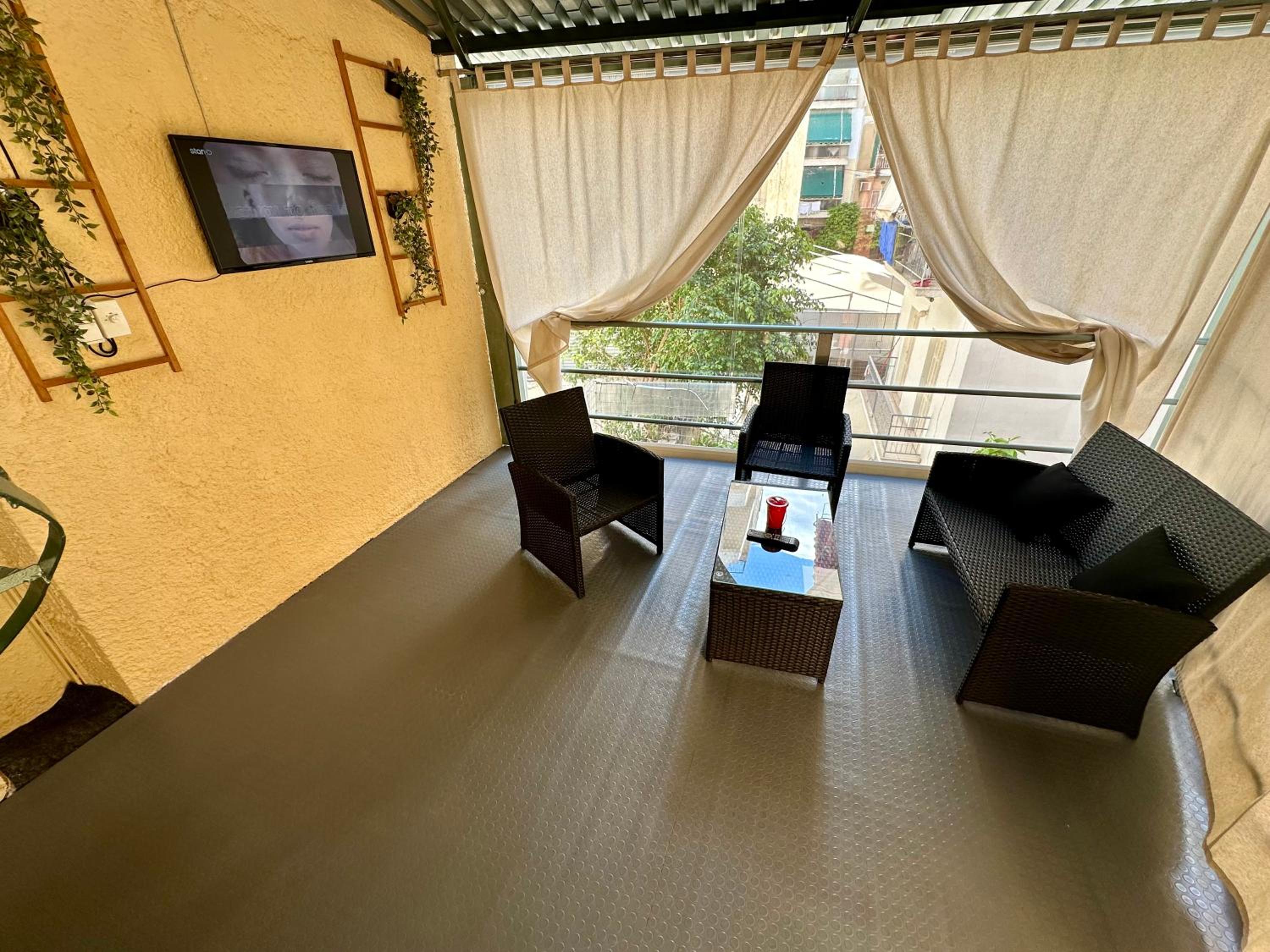 Bratis House Athens