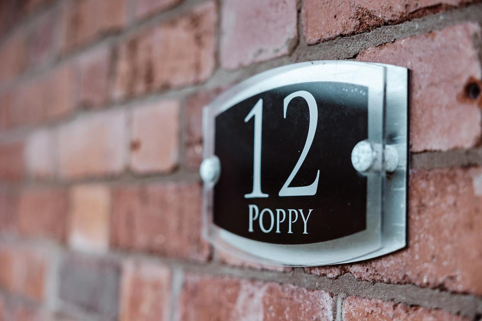 Finest Retreats - Netley Hall - Poppy view 4
