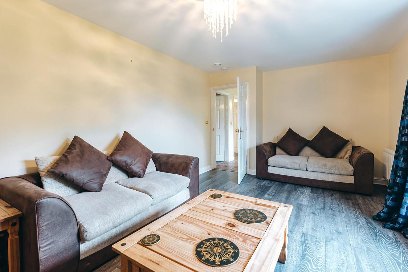 Finest Retreats - Netley Hall - Poppy view 5