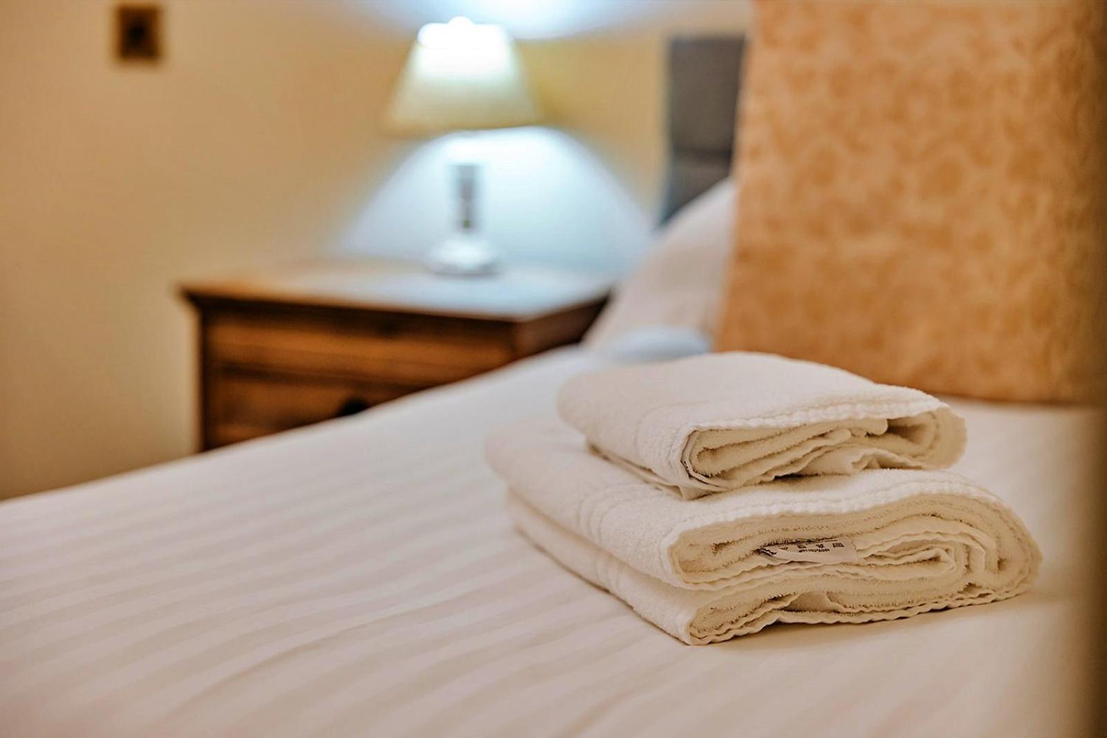 Finest Retreats - Netley Hall - Mulberry