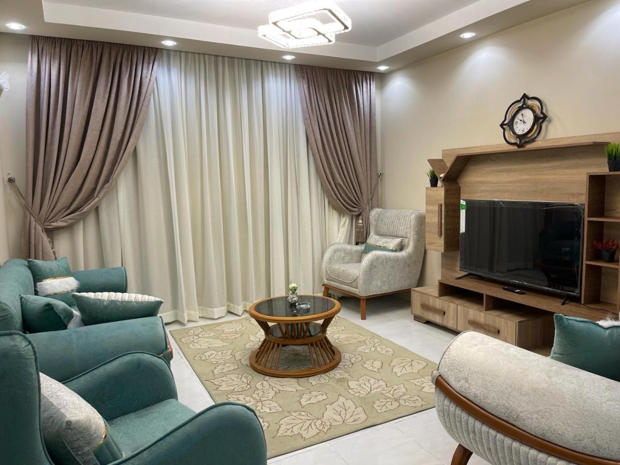 Luxurious VIP apartment in MadinatyB6
