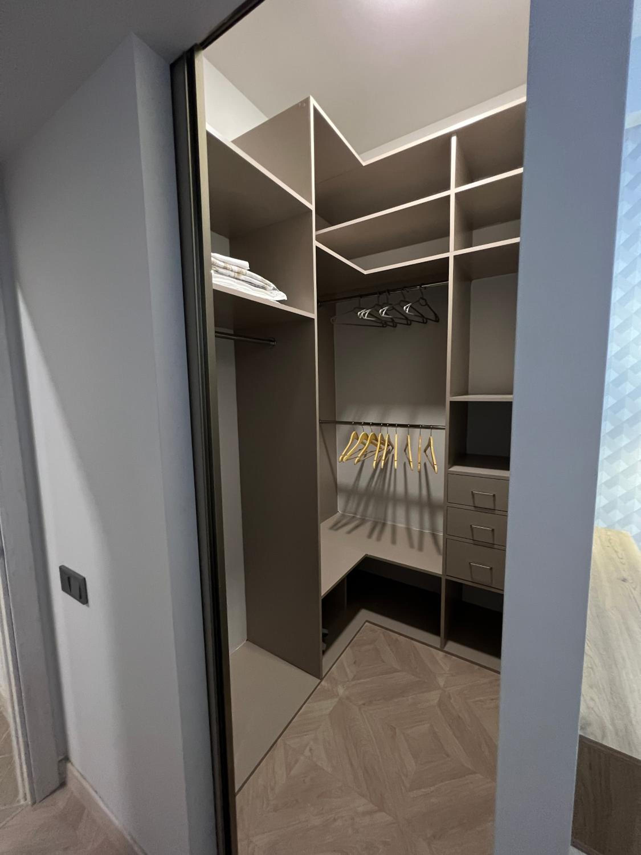 Modern Family Comfort: Yerevan/Wi-Fi, Balcony, AC