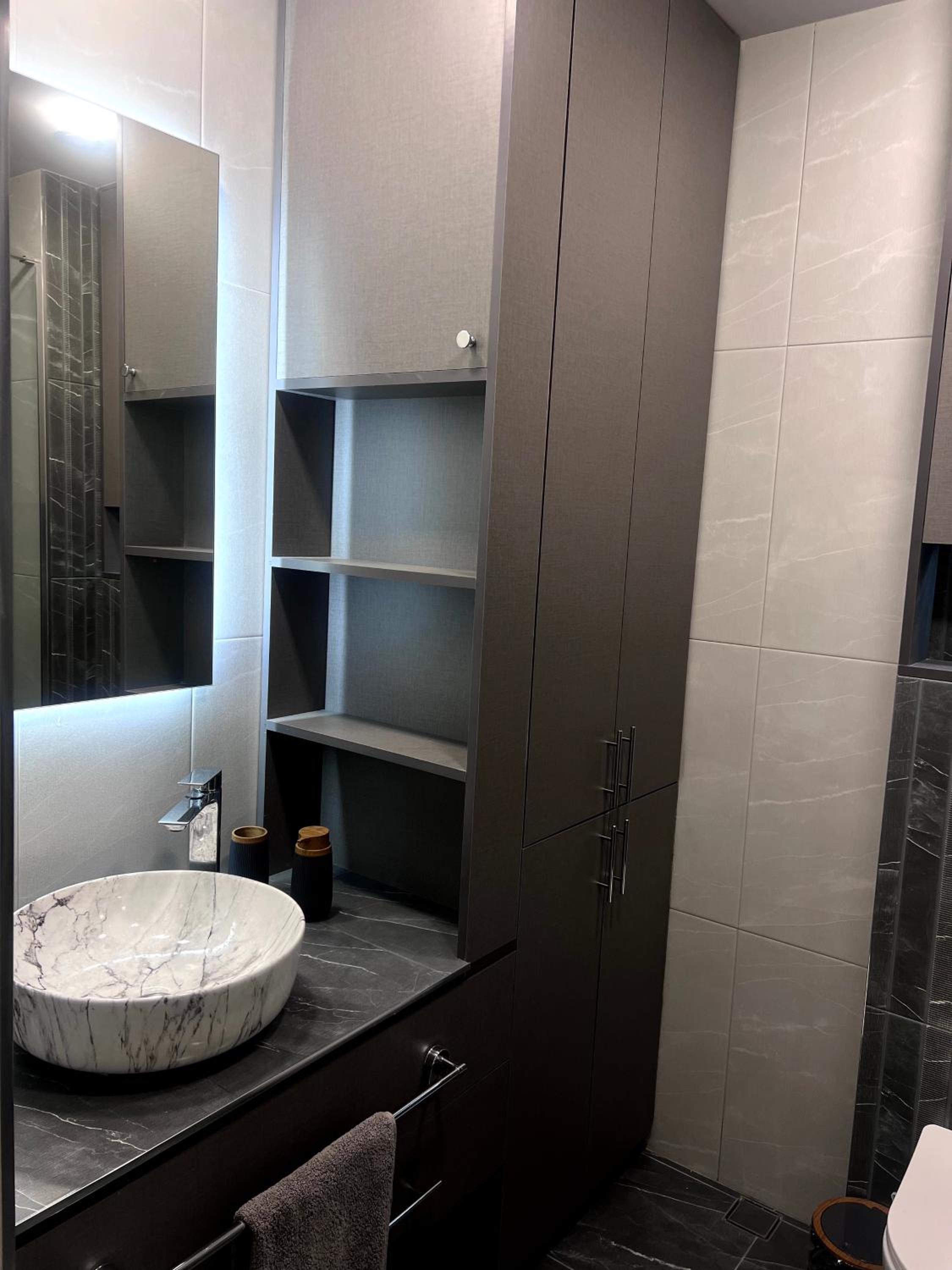 Modern Family Comfort: Yerevan/Wi-Fi, Balcony, AC