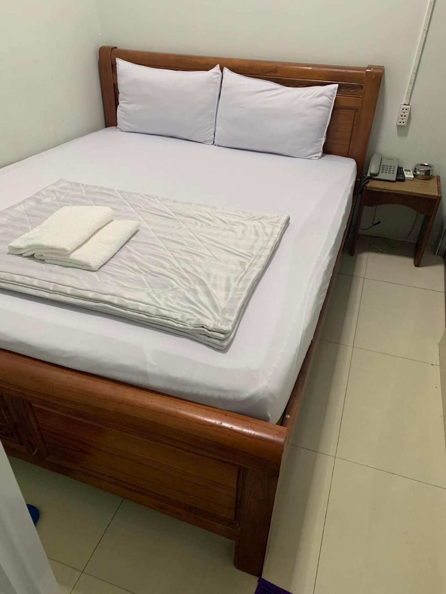 Khách sạn Ánh Nguyệt 1