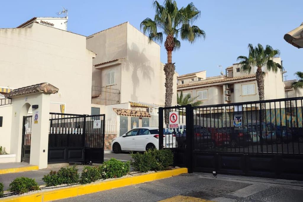 Lovely Holiday Home Santa Pola,Gran Alacant