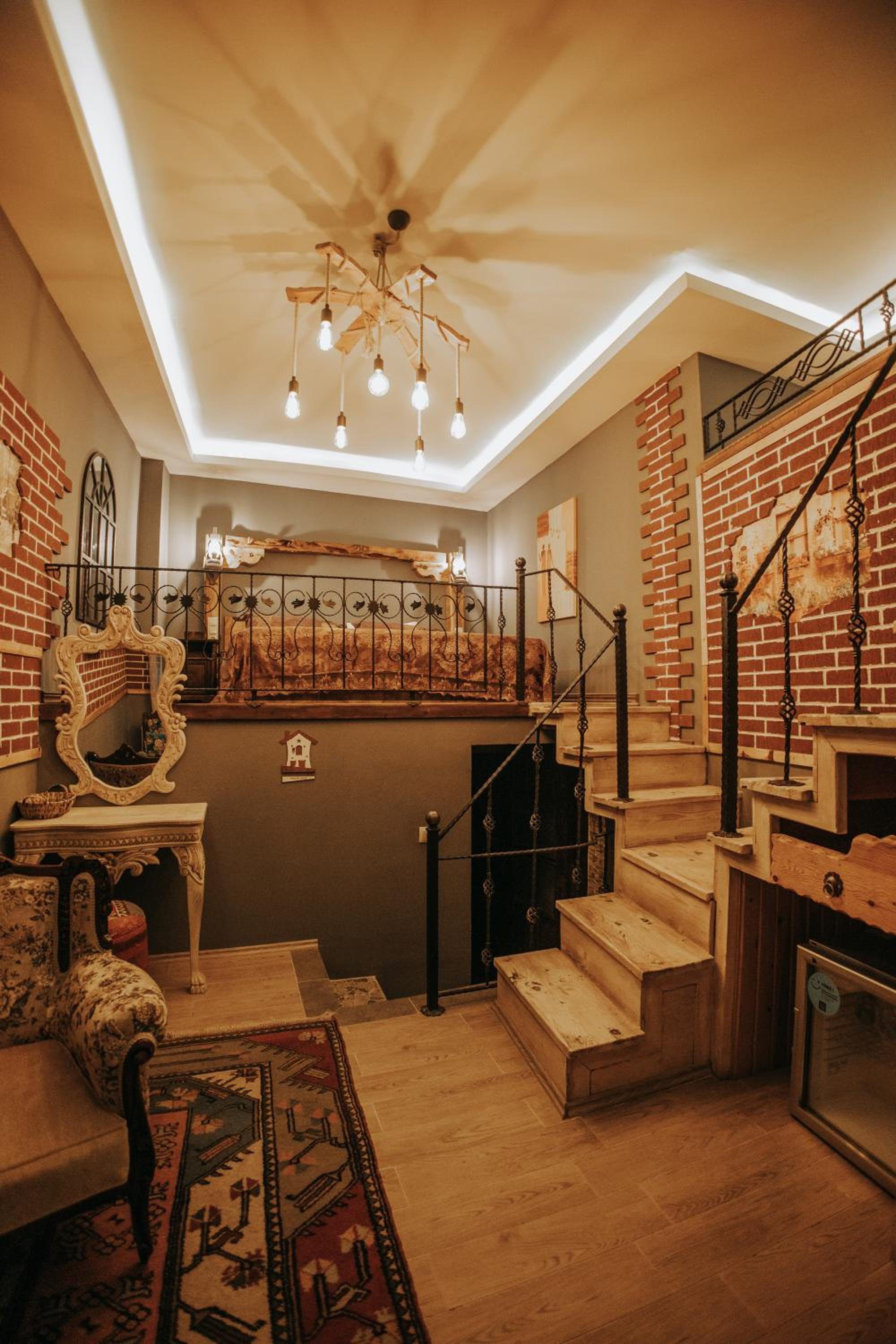 Vintage Cave House Hotel - Image 15