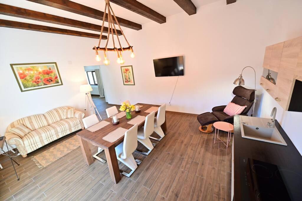 FLH - Casa Doris view 2