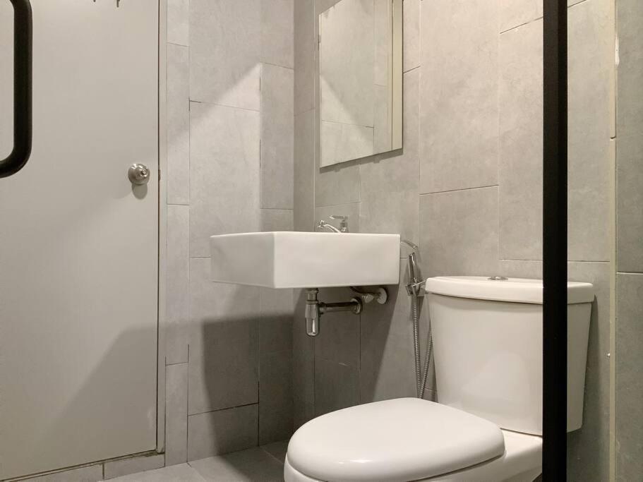 M Vertica Scandi by Veridian Suites