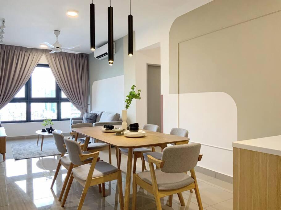 M Vertica Scandi by Veridian Suites