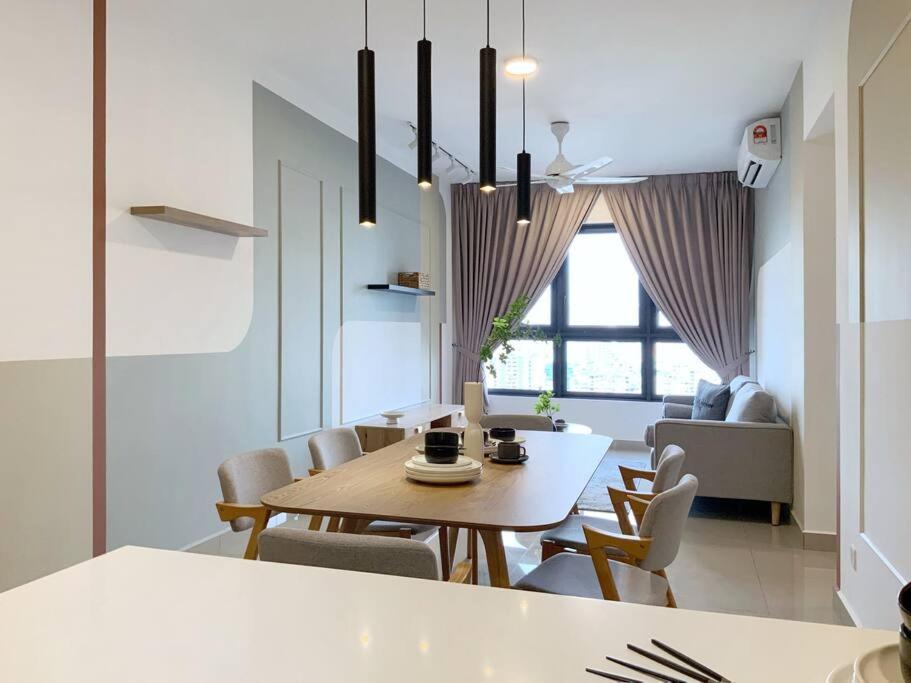 M Vertica Scandi by Veridian Suites
