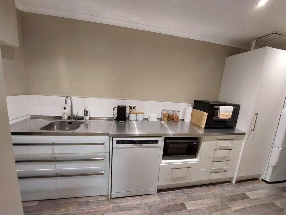 Vauxhall Private Suite view 5